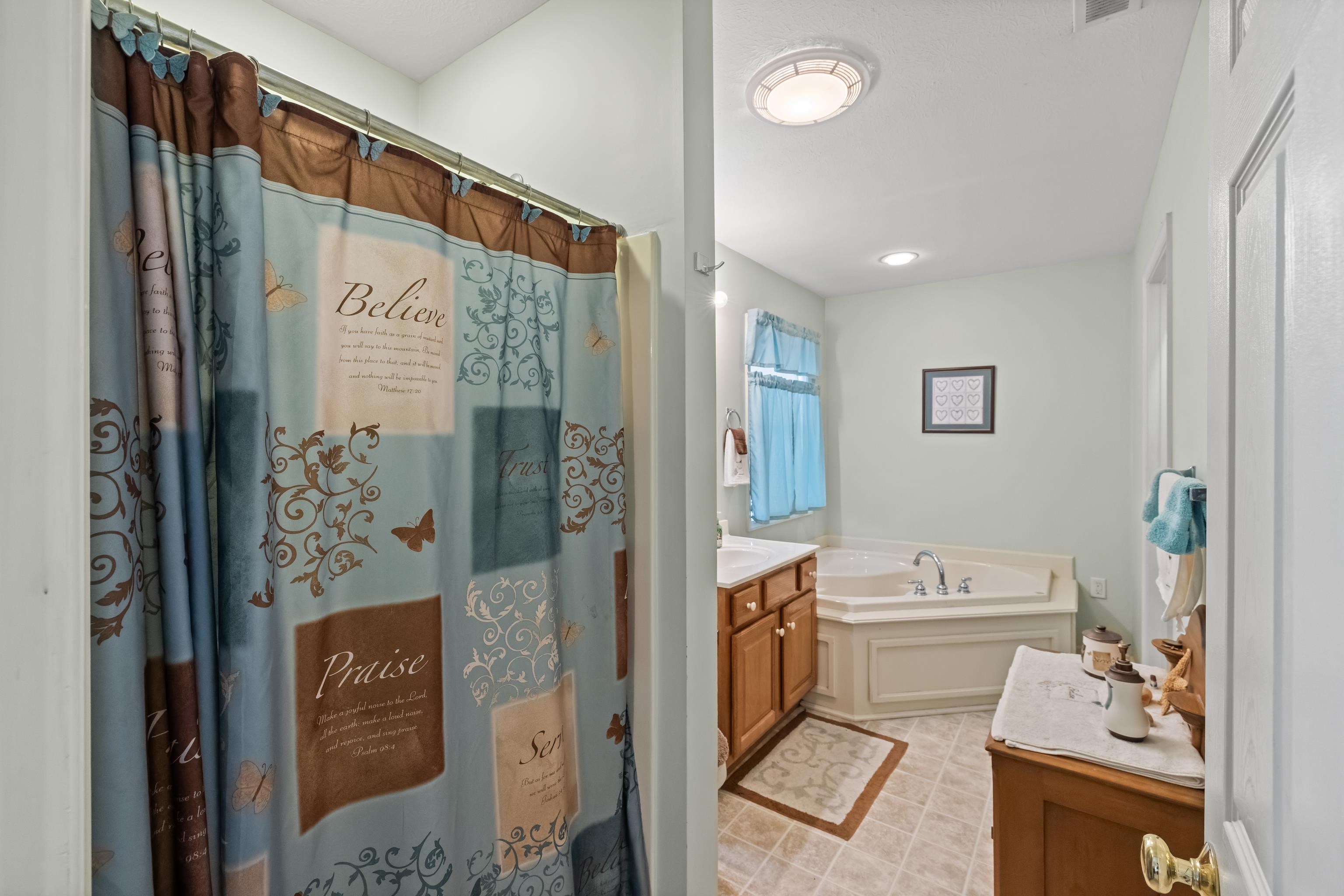 254 RAYANN LN, BROADWAY, Virginia 22815, 3 Bedrooms Bedrooms, ,2 BathroomsBathrooms,Residential,254 RAYANN LN,682371 MLS # 682371