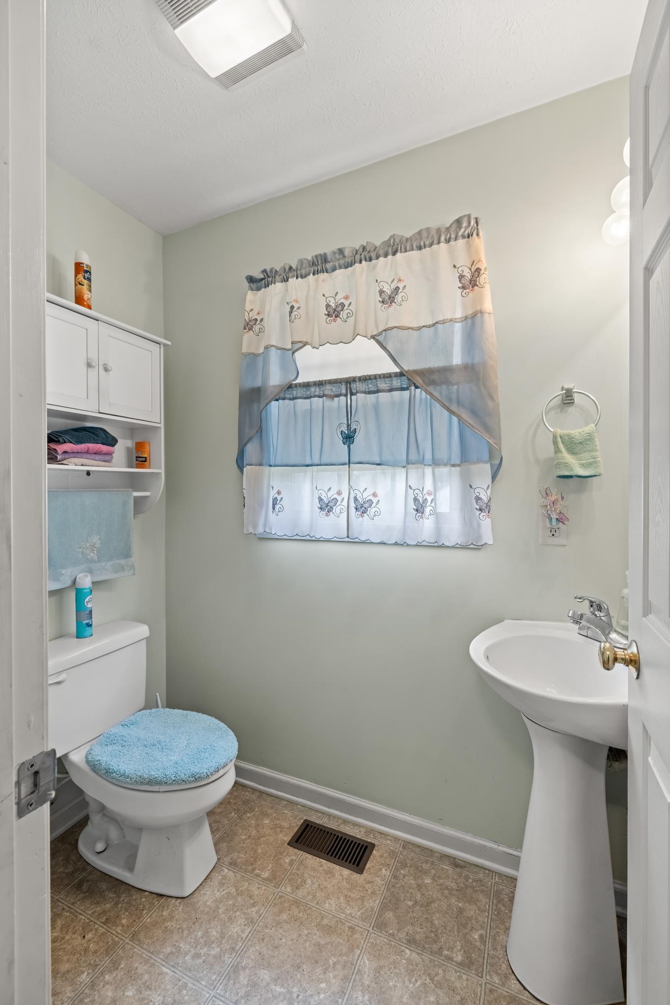 254 RAYANN LN, BROADWAY, Virginia 22815, 3 Bedrooms Bedrooms, ,2 BathroomsBathrooms,Residential,254 RAYANN LN,682371 MLS # 682371