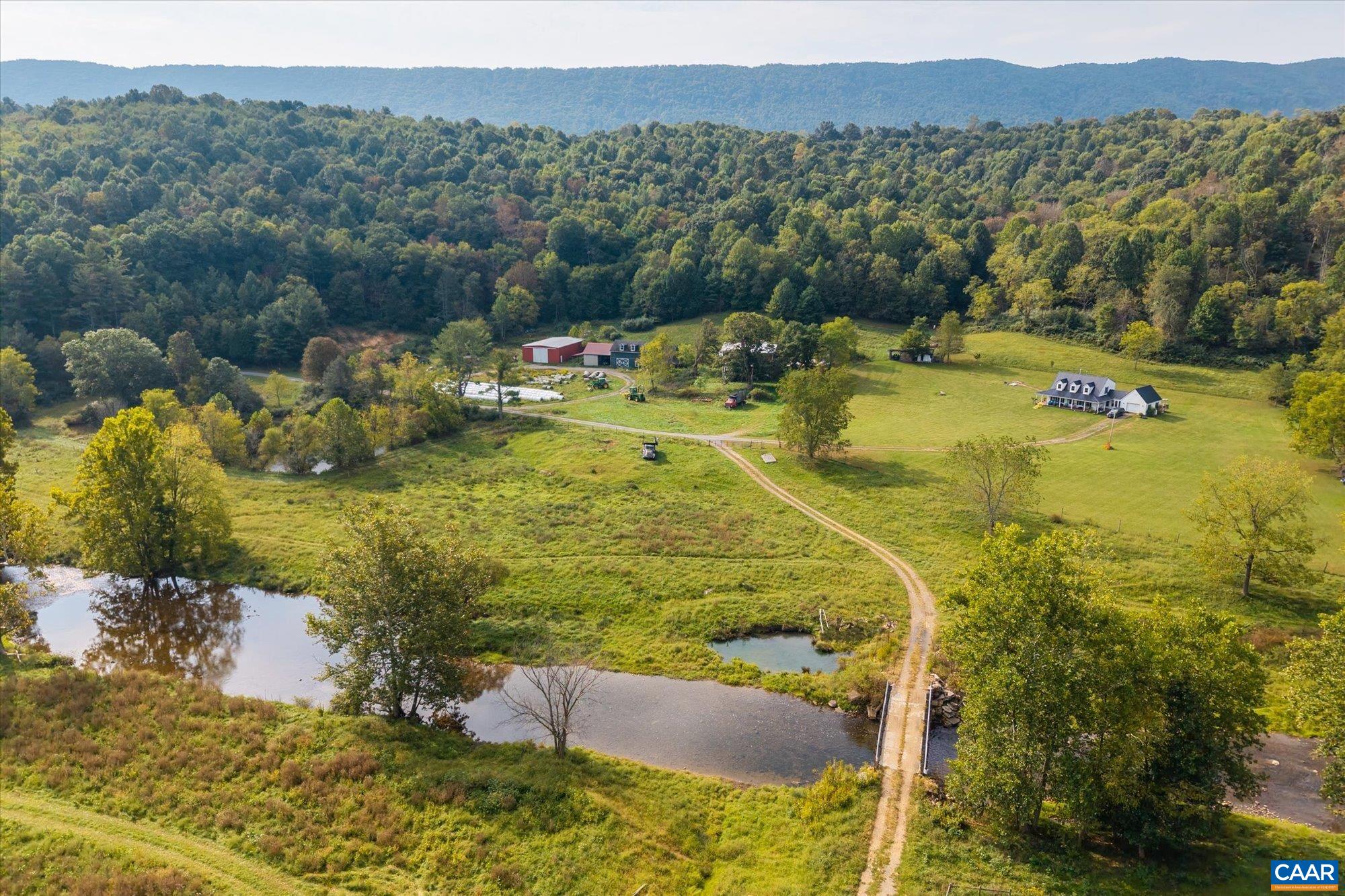 964 CRYSTAL SPRINGS DR, BLAND, Virginia 24315, 5 Bedrooms Bedrooms, ,2 BathroomsBathrooms,Residential,Crystal Springs Farm,964 CRYSTAL SPRINGS DR,682373 MLS # 682373 964 CRYSTAL SPRINGS DR, BLAND, Virginia 24315, 5 Bedrooms Bedrooms, ,2 BathroomsBathrooms,Residential,Crystal Springs Farm,964 CRYSTAL SPRINGS DR,682373 MLS # 682373