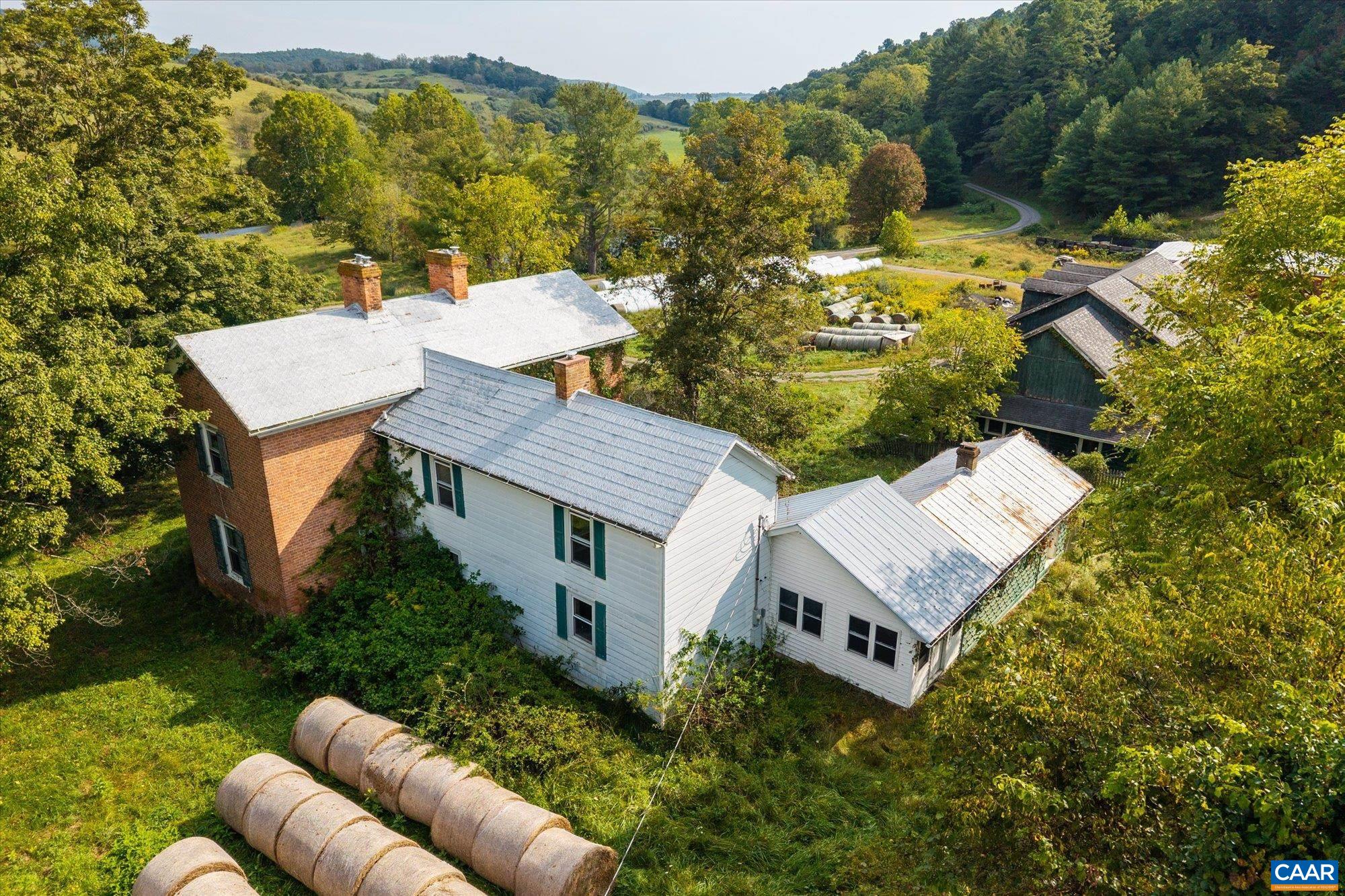 964 CRYSTAL SPRINGS DR, BLAND, Virginia 24315, 5 Bedrooms Bedrooms, ,2 BathroomsBathrooms,Residential,Crystal Springs Farm,964 CRYSTAL SPRINGS DR,682373 MLS # 682373 964 CRYSTAL SPRINGS DR, BLAND, Virginia 24315, 5 Bedrooms Bedrooms, ,2 BathroomsBathrooms,Residential,Crystal Springs Farm,964 CRYSTAL SPRINGS DR,682373 MLS # 682373
