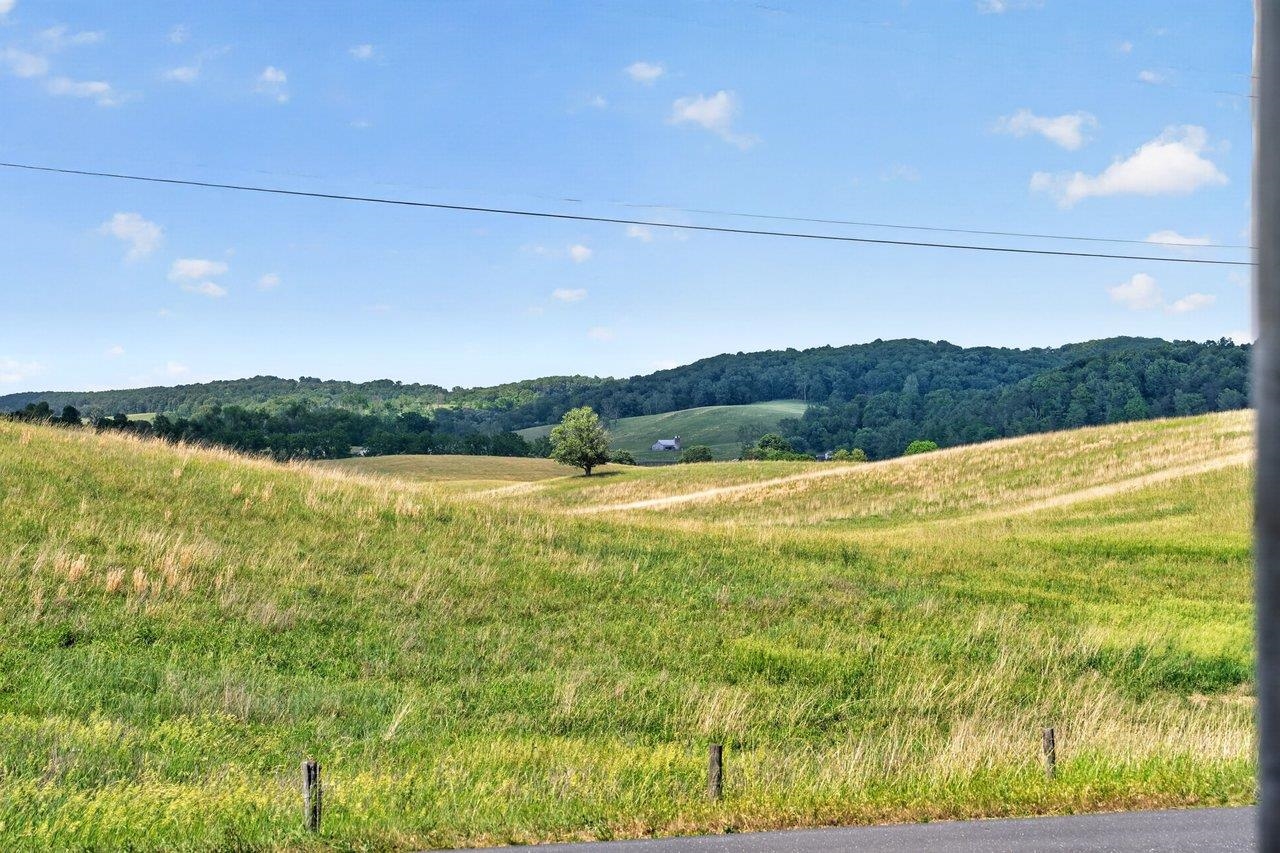 406 HEWITT RD, SWOOPE, Virginia 24479, 2 Bedrooms Bedrooms, ,1 BathroomBathrooms,Residential,Back on Market — Buyer Financing Collapsed L,406 HEWITT RD,678426 MLS # 678426 406 HEWITT RD, SWOOPE, Virginia 24479, 2 Bedrooms Bedrooms, ,1 BathroomBathrooms,Residential,Back on Market — Buyer Financing Collapsed L,406 HEWITT RD,678426 MLS # 678426