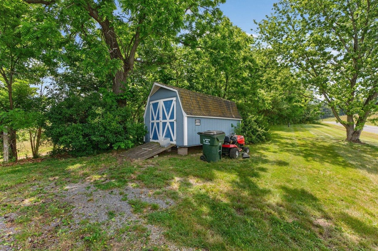 406 HEWITT RD, SWOOPE, Virginia 24479, 2 Bedrooms Bedrooms, ,1 BathroomBathrooms,Residential,Back on Market — Buyer Financing Collapsed L,406 HEWITT RD,678426 MLS # 678426 406 HEWITT RD, SWOOPE, Virginia 24479, 2 Bedrooms Bedrooms, ,1 BathroomBathrooms,Residential,Back on Market — Buyer Financing Collapsed L,406 HEWITT RD,678426 MLS # 678426