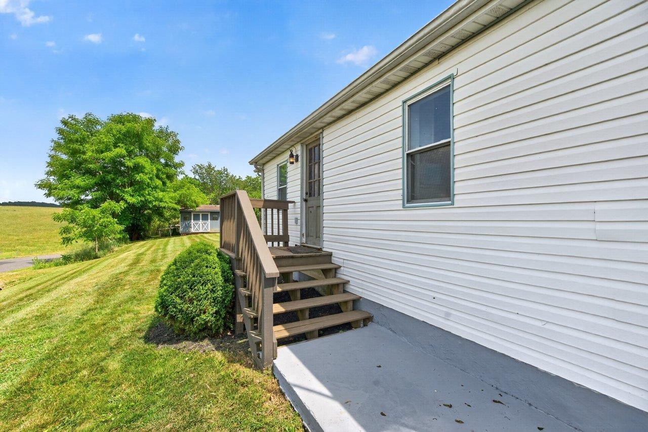 406 HEWITT RD, SWOOPE, Virginia 24479, 2 Bedrooms Bedrooms, ,1 BathroomBathrooms,Residential,Back on Market — Buyer Financing Collapsed L,406 HEWITT RD,678426 MLS # 678426 406 HEWITT RD, SWOOPE, Virginia 24479, 2 Bedrooms Bedrooms, ,1 BathroomBathrooms,Residential,Back on Market — Buyer Financing Collapsed L,406 HEWITT RD,678426 MLS # 678426