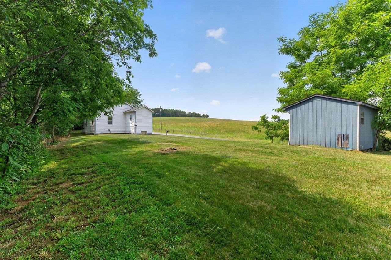 406 HEWITT RD, SWOOPE, Virginia 24479, 2 Bedrooms Bedrooms, ,1 BathroomBathrooms,Residential,Back on Market — Buyer Financing Collapsed L,406 HEWITT RD,678426 MLS # 678426 406 HEWITT RD, SWOOPE, Virginia 24479, 2 Bedrooms Bedrooms, ,1 BathroomBathrooms,Residential,Back on Market — Buyer Financing Collapsed L,406 HEWITT RD,678426 MLS # 678426