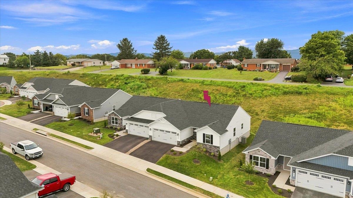 3033 OBSIDIAN TERR, ROCKINGHAM, Virginia 22801, 3 Bedrooms Bedrooms, ,2 BathroomsBathrooms,Residential,3033 OBSIDIAN TERR,679544 MLS # 679544
