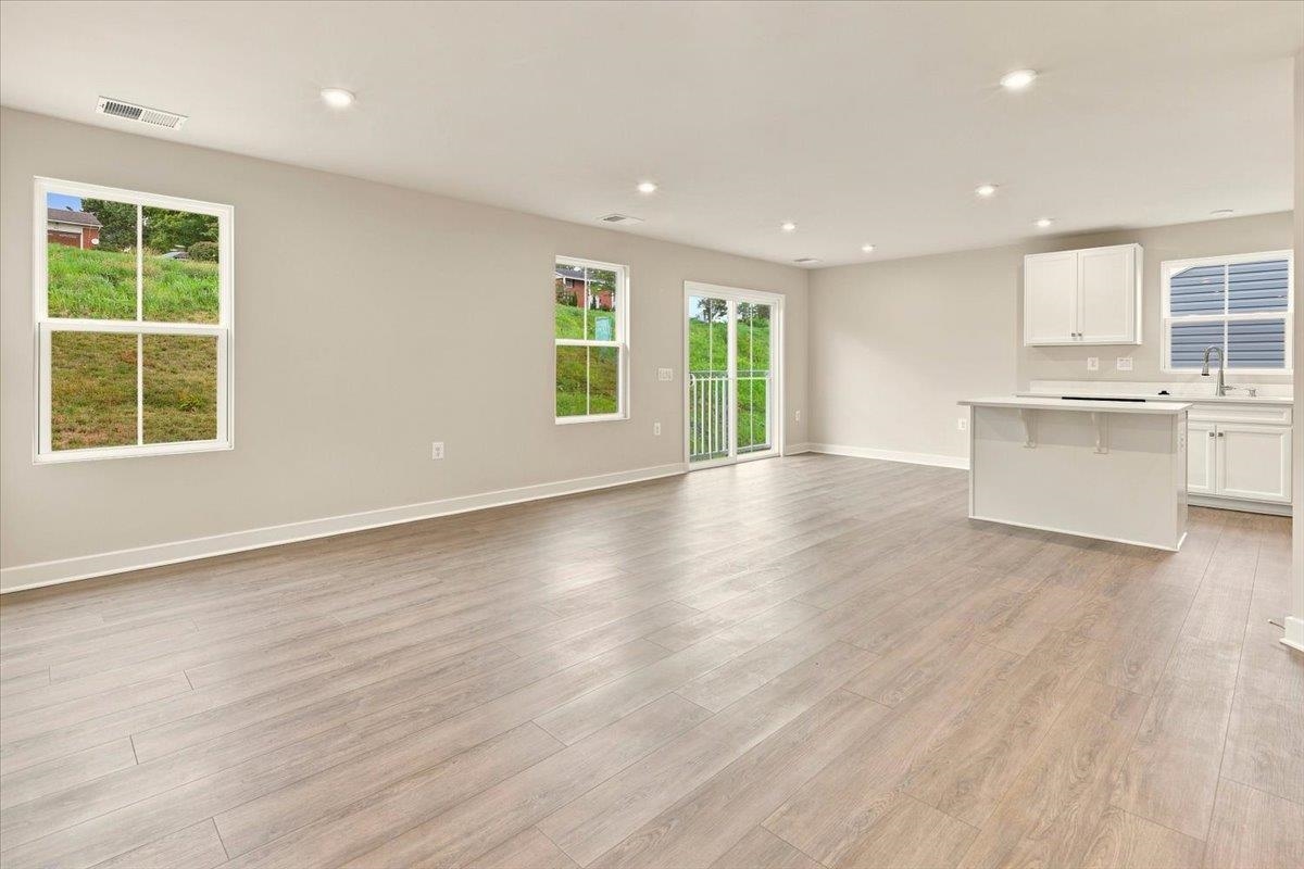 3033 OBSIDIAN TERR, ROCKINGHAM, Virginia 22801, 3 Bedrooms Bedrooms, ,2 BathroomsBathrooms,Residential,3033 OBSIDIAN TERR,679544 MLS # 679544