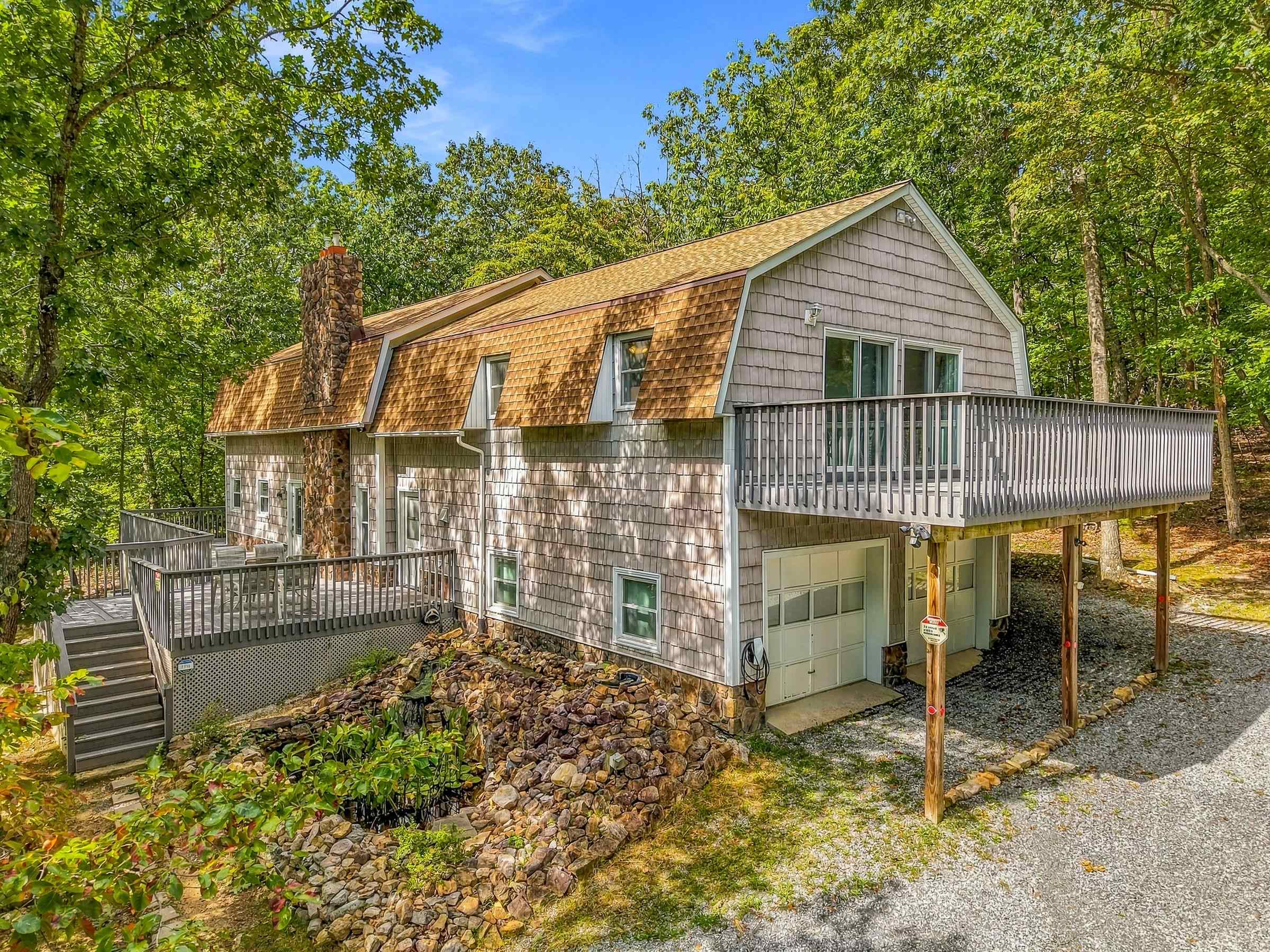 134 PAGE CT, MCGAHEYSVILLE, Virginia 22840, 5 Bedrooms Bedrooms, ,4 BathroomsBathrooms,Residential,134 PAGE CT,682380 MLS # 682380