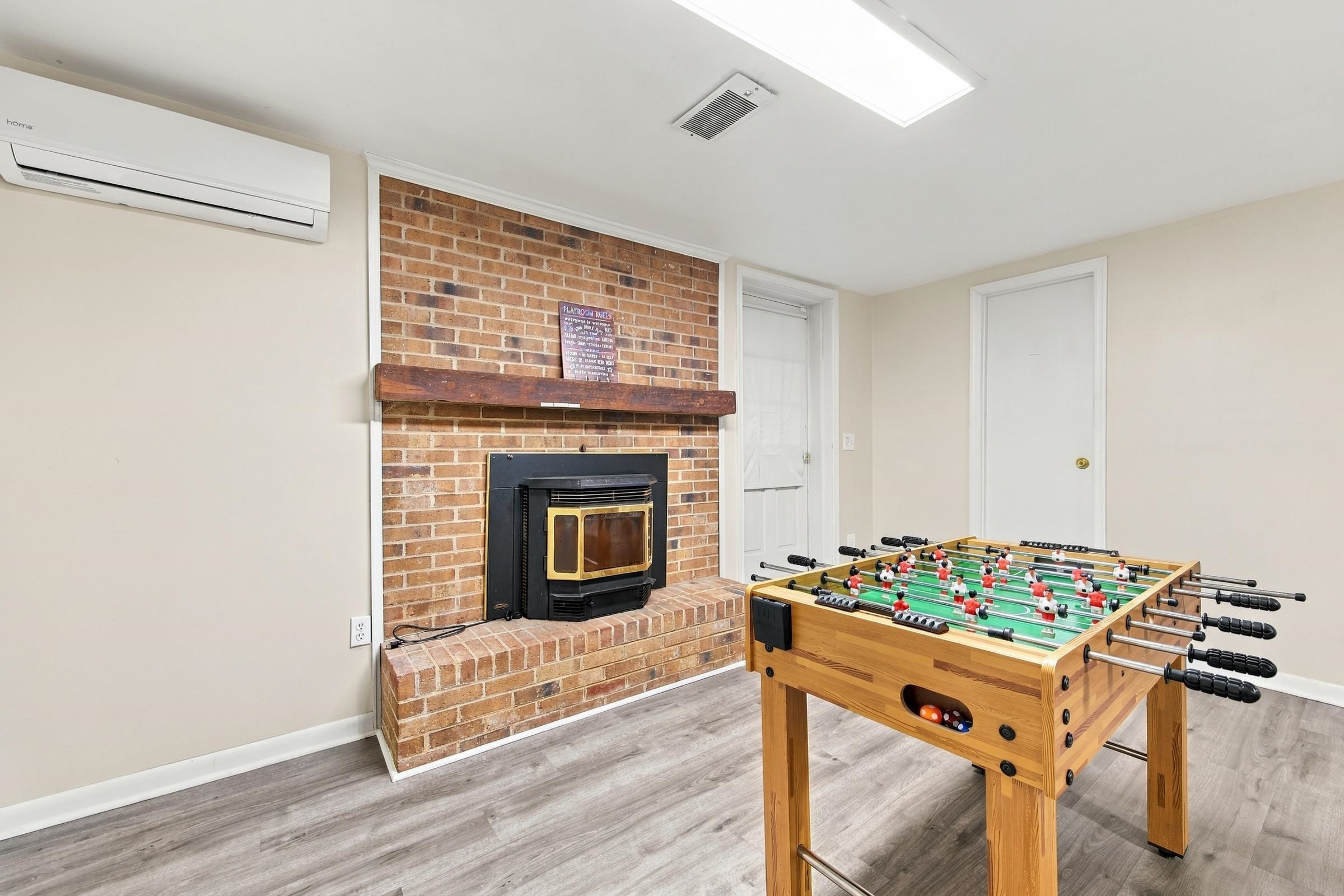134 PAGE CT, MCGAHEYSVILLE, Virginia 22840, 5 Bedrooms Bedrooms, ,4 BathroomsBathrooms,Residential,134 PAGE CT,682380 MLS # 682380