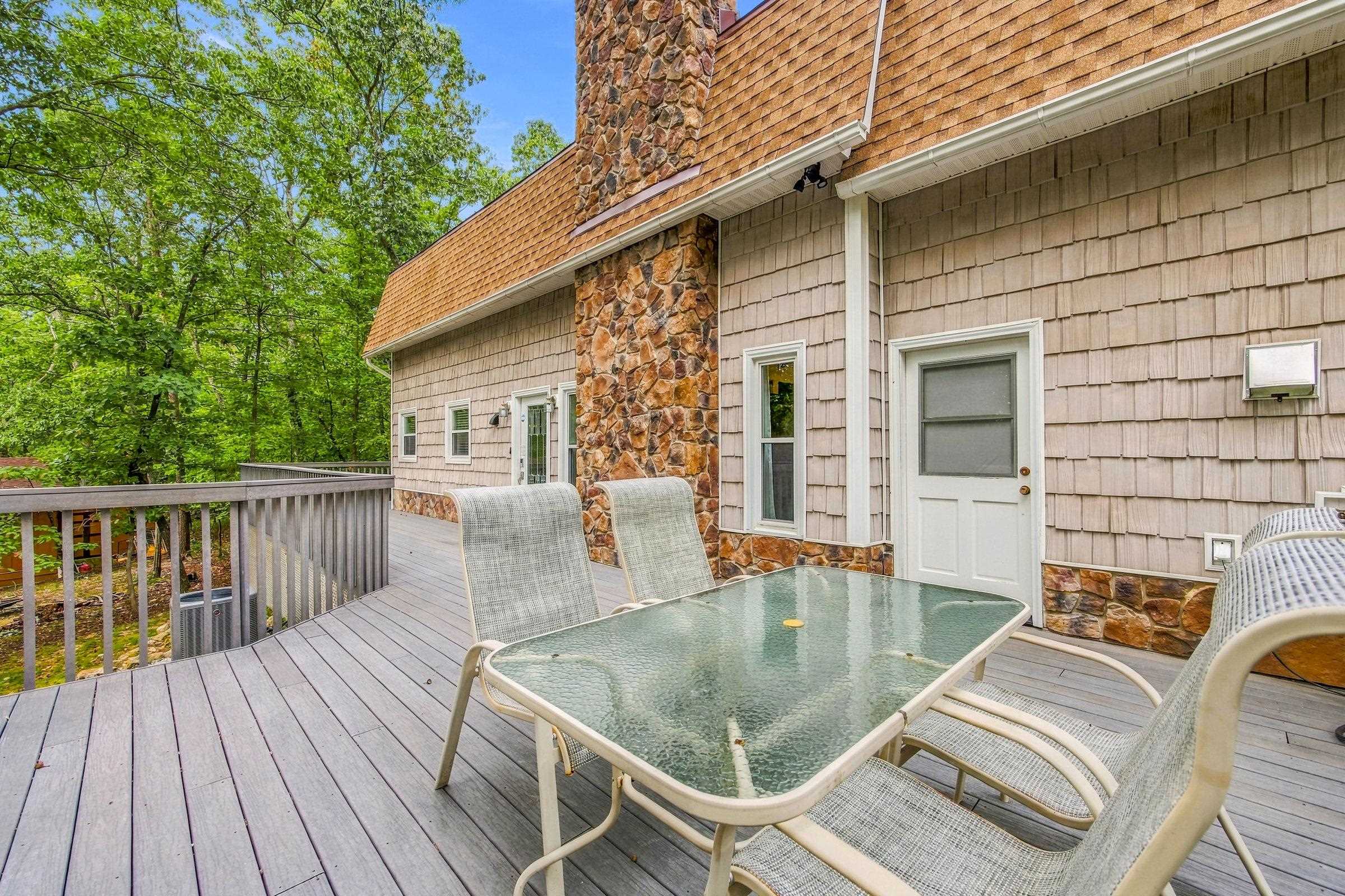 134 PAGE CT, MCGAHEYSVILLE, Virginia 22840, 5 Bedrooms Bedrooms, ,4 BathroomsBathrooms,Residential,134 PAGE CT,682380 MLS # 682380