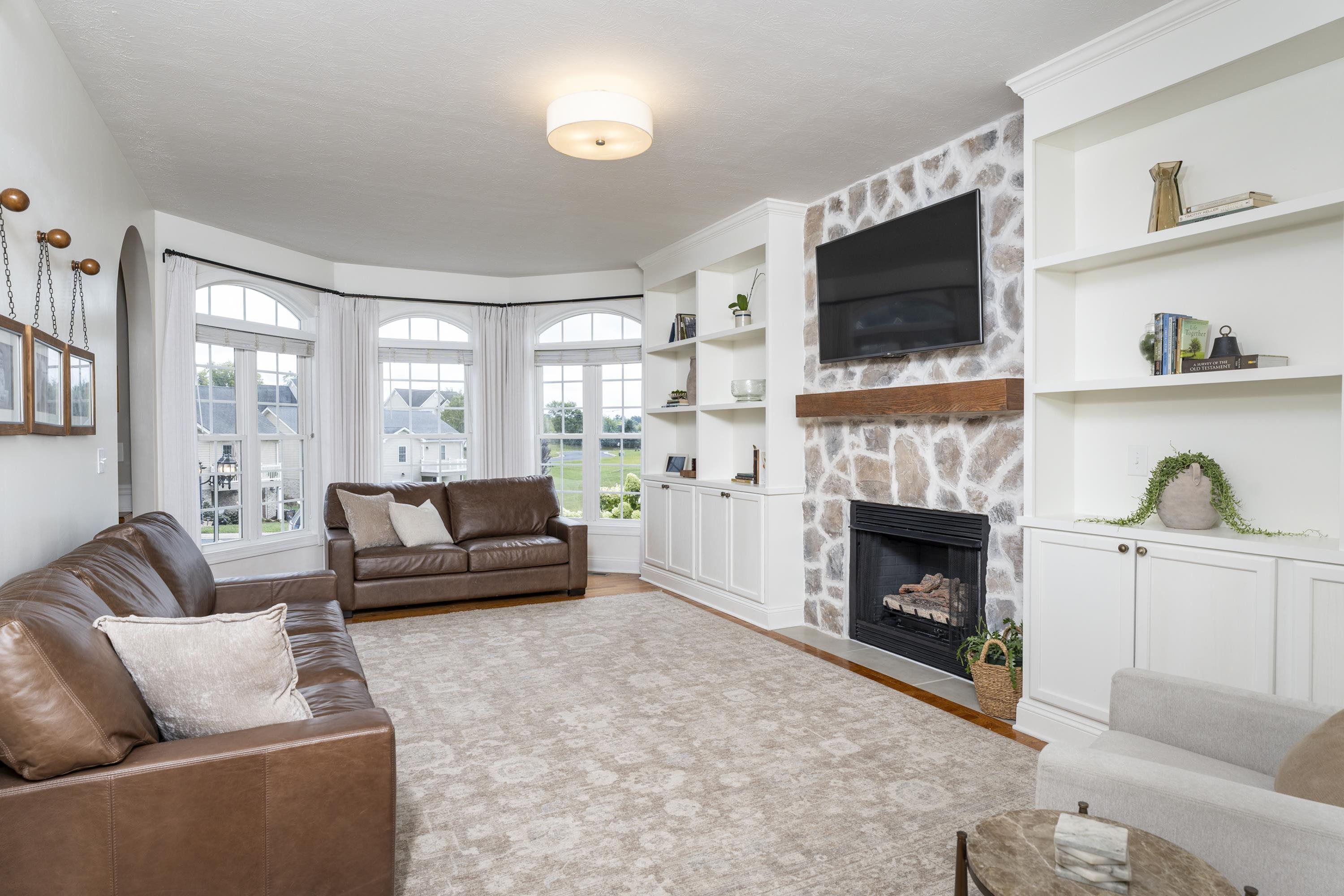 29 FOXCREST RIDGE, STAUNTON, Virginia 24401, 4 Bedrooms Bedrooms, ,2 BathroomsBathrooms,Residential,29 FOXCREST RIDGE,682383 MLS # 682383 29 FOXCREST RIDGE, STAUNTON, Virginia 24401, 4 Bedrooms Bedrooms, ,2 BathroomsBathrooms,Residential,29 FOXCREST RIDGE,682383 MLS # 682383