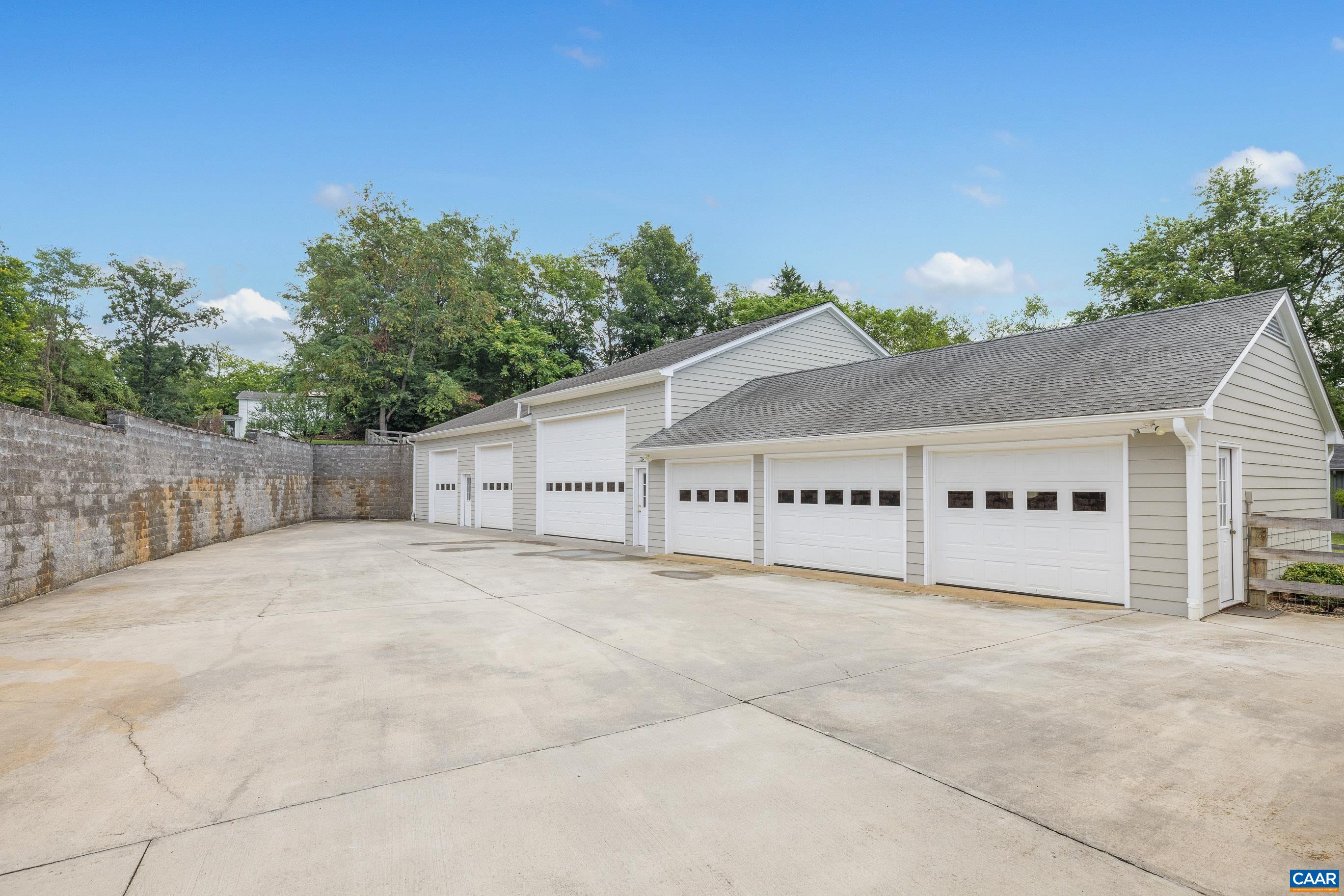 3495 SPRINGFIELD RD, CHARLOTTESVILLE, Virginia 22911, 3 Bedrooms Bedrooms, ,2 BathroomsBathrooms,Residential,3495 SPRINGFIELD RD,682386 MLS # 682386 3495 SPRINGFIELD RD, CHARLOTTESVILLE, Virginia 22911, 3 Bedrooms Bedrooms, ,2 BathroomsBathrooms,Residential,3495 SPRINGFIELD RD,682386 MLS # 682386