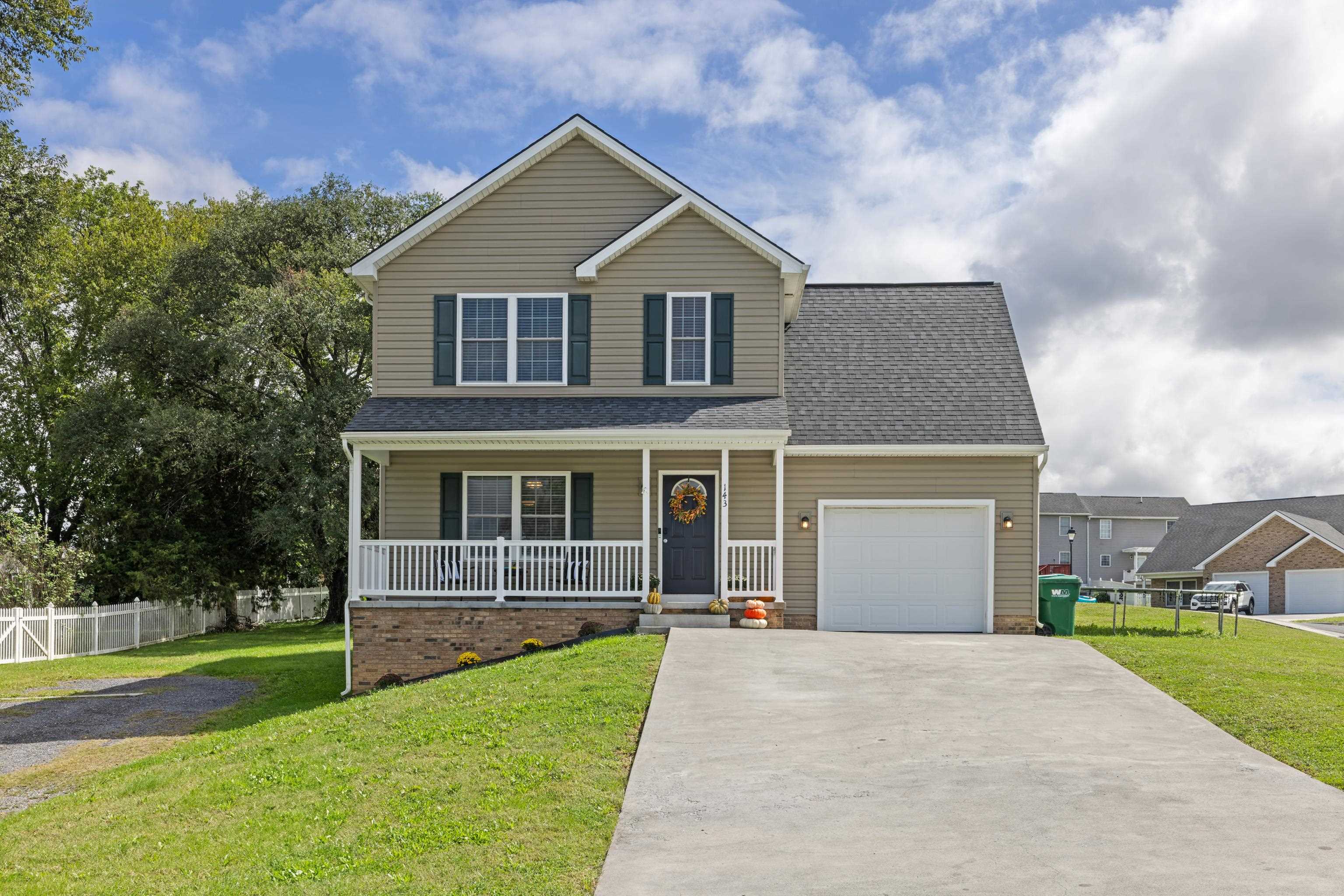143 LINVILLE AVE, BROADWAY, Virginia 22815, 4 Bedrooms Bedrooms, ,2 BathroomsBathrooms,Residential,143 LINVILLE AVE,682389 MLS # 682389 143 LINVILLE AVE, BROADWAY, Virginia 22815, 4 Bedrooms Bedrooms, ,2 BathroomsBathrooms,Residential,143 LINVILLE AVE,682389 MLS # 682389