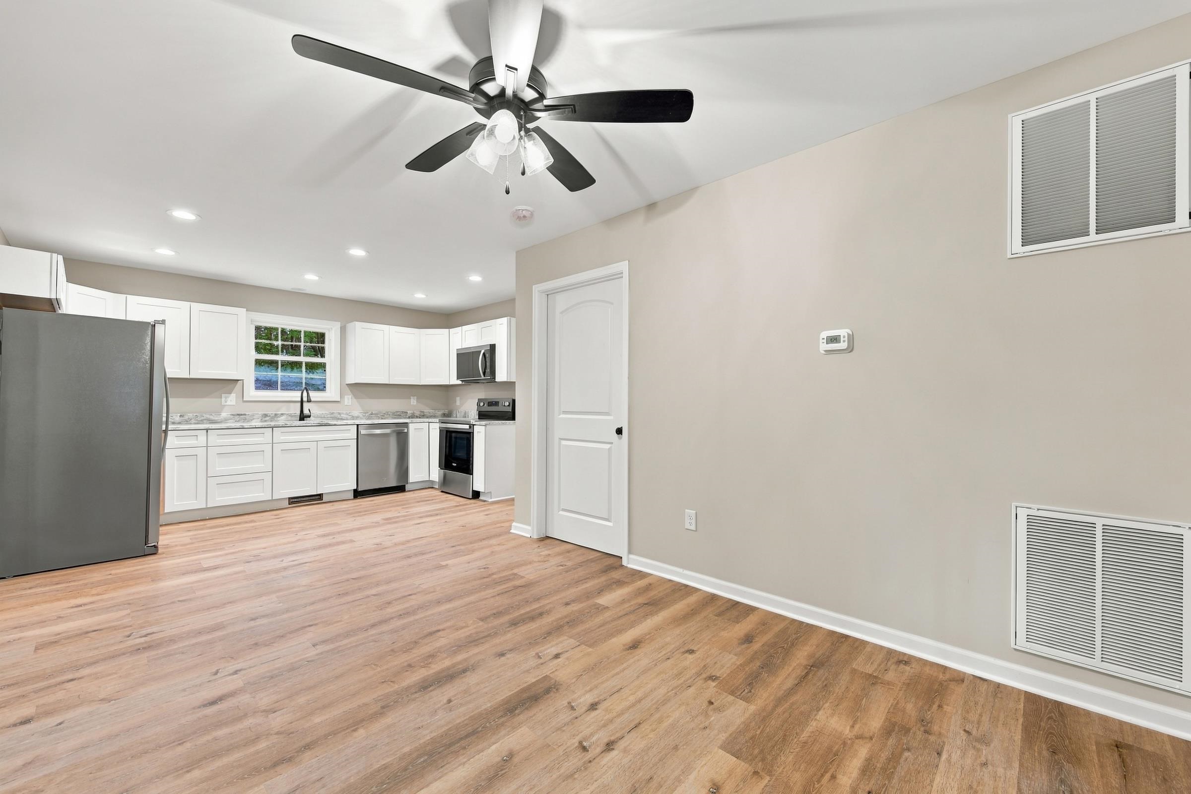 404 N MAPLE RD, MOUNT JACKSON, Virginia 22842, 2 Bedrooms Bedrooms, ,2 BathroomsBathrooms,Residential,404 N MAPLE RD,682391 MLS # 682391 404 N MAPLE RD, MOUNT JACKSON, Virginia 22842, 2 Bedrooms Bedrooms, ,2 BathroomsBathrooms,Residential,404 N MAPLE RD,682391 MLS # 682391