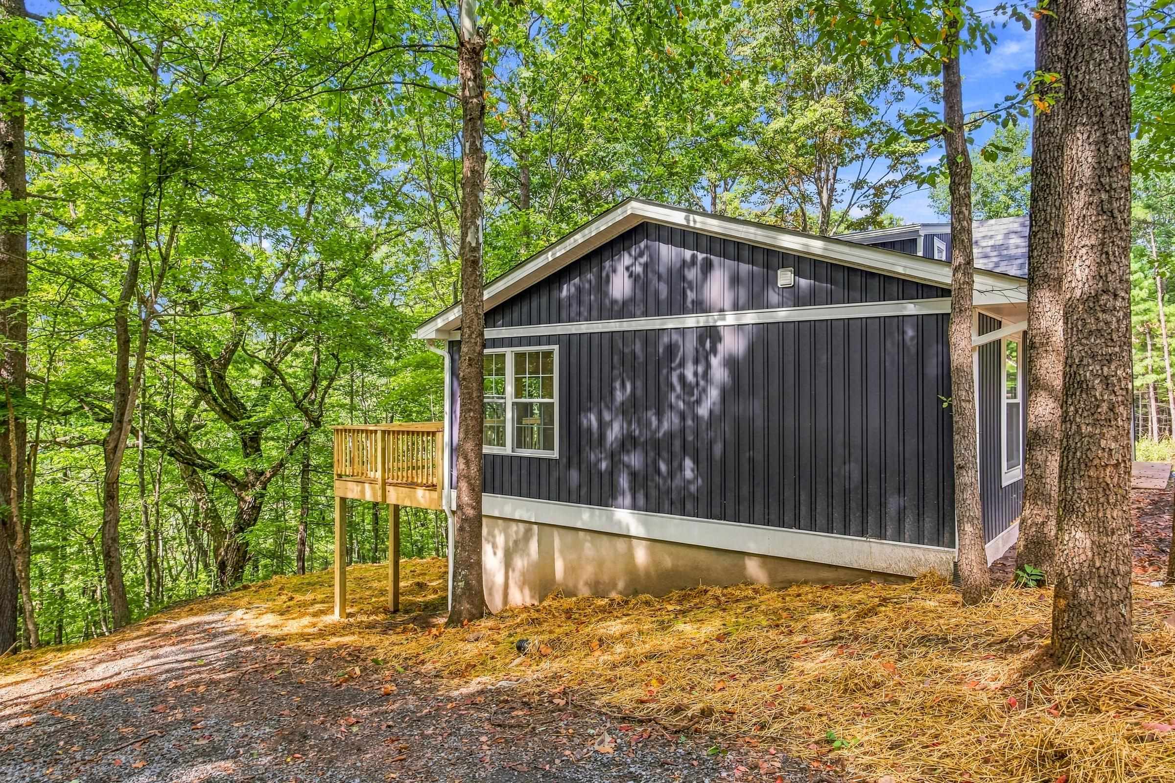 404 N MAPLE RD, MOUNT JACKSON, Virginia 22842, 2 Bedrooms Bedrooms, ,2 BathroomsBathrooms,Residential,404 N MAPLE RD,682391 MLS # 682391 404 N MAPLE RD, MOUNT JACKSON, Virginia 22842, 2 Bedrooms Bedrooms, ,2 BathroomsBathrooms,Residential,404 N MAPLE RD,682391 MLS # 682391