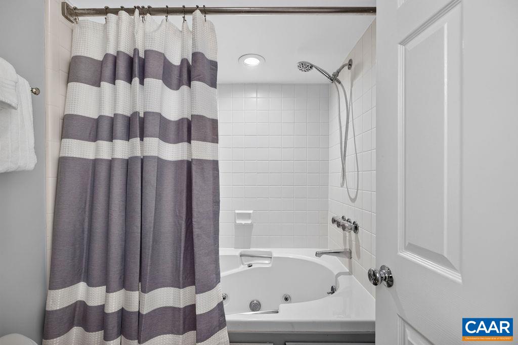 27 BRIARWOOD LN, WINTERGREEN RESORT, Virginia 22967, 4 Bedrooms Bedrooms, ,3 BathroomsBathrooms,Residential,Adventure Outpost,27 BRIARWOOD LN,682250 MLS # 682250