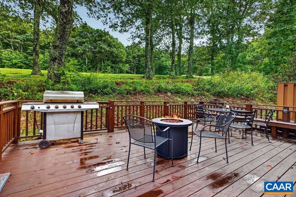 27 BRIARWOOD LN, WINTERGREEN RESORT, Virginia 22967, 4 Bedrooms Bedrooms, ,3 BathroomsBathrooms,Residential,Adventure Outpost,27 BRIARWOOD LN,682250 MLS # 682250