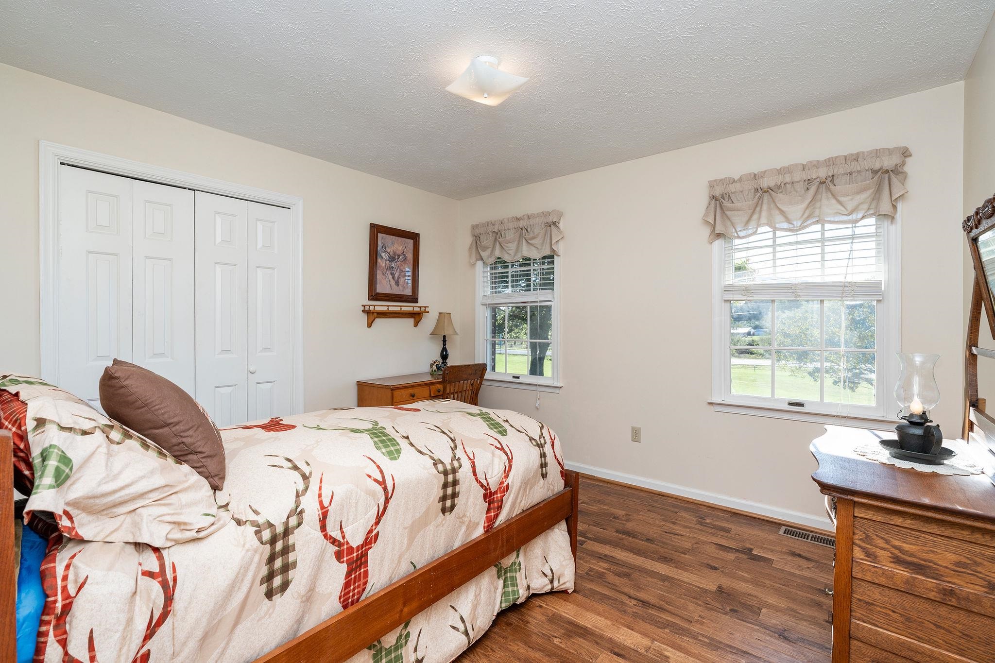 5403 LEE JACKSON HWY, GREENVILLE, Virginia 24440, 3 Bedrooms Bedrooms, ,2 BathroomsBathrooms,Residential,5403 LEE JACKSON HWY,682402 MLS # 682402 5403 LEE JACKSON HWY, GREENVILLE, Virginia 24440, 3 Bedrooms Bedrooms, ,2 BathroomsBathrooms,Residential,5403 LEE JACKSON HWY,682402 MLS # 682402