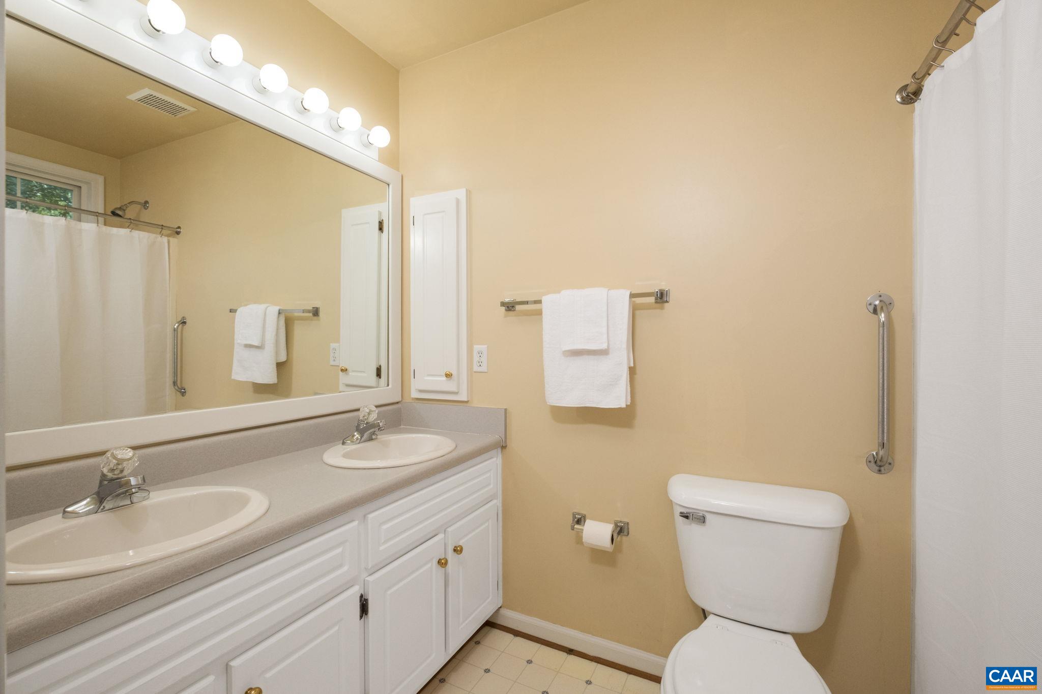 2671 POWELL CREEK DR, CHARLOTTESVILLE, Virginia 22911, 3 Bedrooms Bedrooms, ,2 BathroomsBathrooms,Residential,2671 POWELL CREEK DR,681517 MLS # 681517