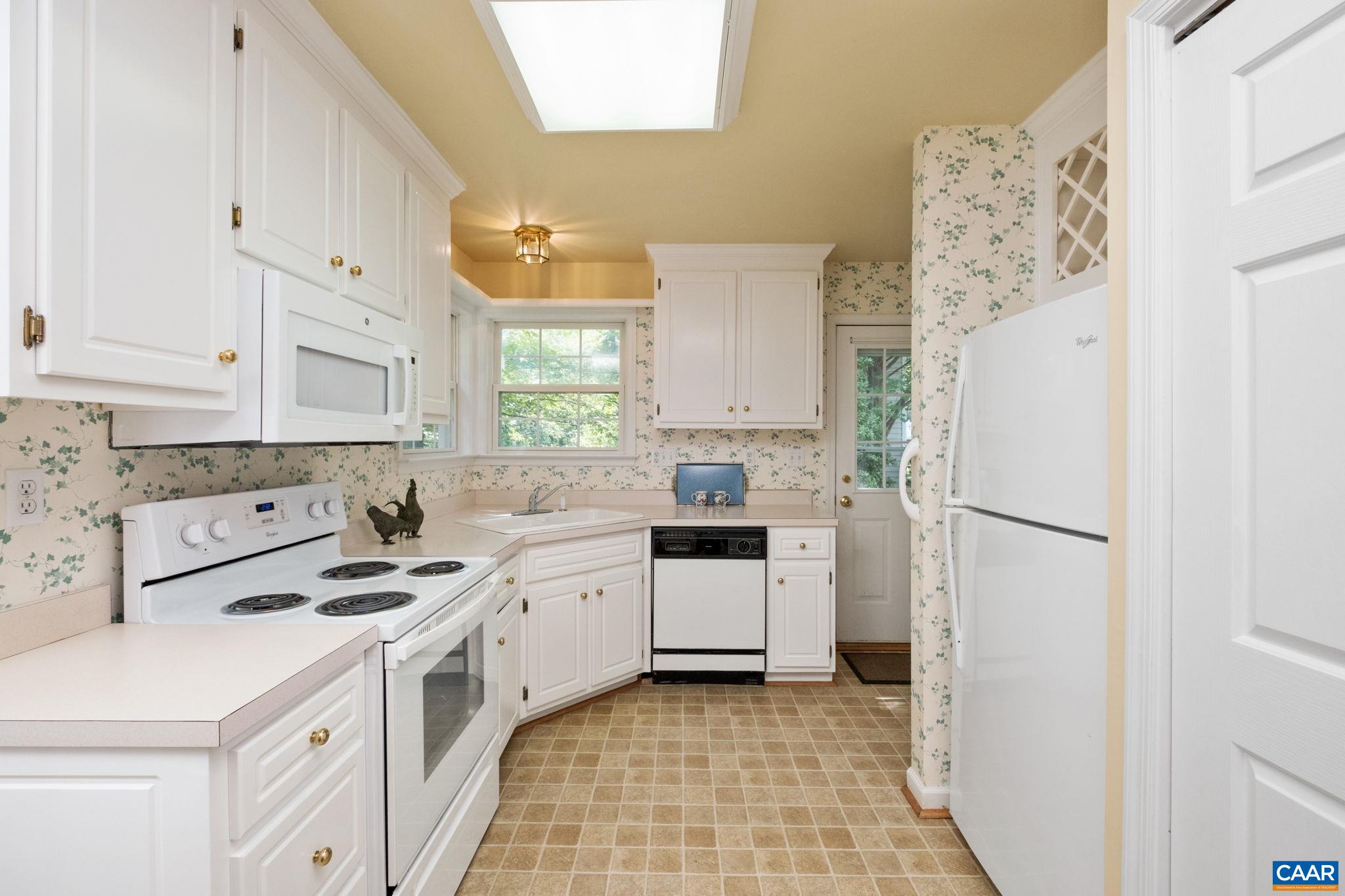 2671 POWELL CREEK DR, CHARLOTTESVILLE, Virginia 22911, 3 Bedrooms Bedrooms, ,2 BathroomsBathrooms,Residential,2671 POWELL CREEK DR,681517 MLS # 681517