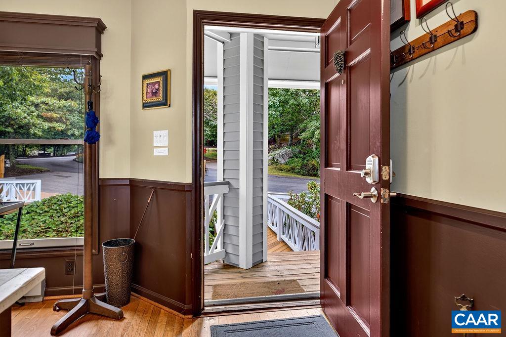 3 SHENANDOAH RIDGE CT, WINTERGREEN RESORT, Virginia 22967, 4 Bedrooms Bedrooms, ,4 BathroomsBathrooms,Residential,3 SHENANDOAH RIDGE CT,682403 MLS # 682403