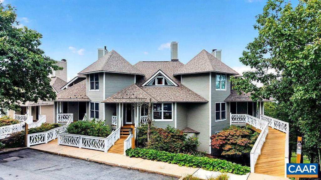 3 SHENANDOAH RIDGE CT, WINTERGREEN RESORT, Virginia 22967, 4 Bedrooms Bedrooms, ,4 BathroomsBathrooms,Residential,3 SHENANDOAH RIDGE CT,682403 MLS # 682403