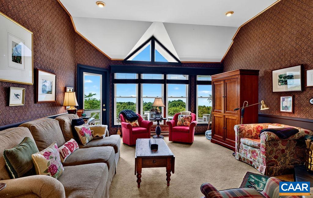 3 SHENANDOAH RIDGE CT, WINTERGREEN RESORT, Virginia 22967, 4 Bedrooms Bedrooms, ,4 BathroomsBathrooms,Residential,3 SHENANDOAH RIDGE CT,682403 MLS # 682403