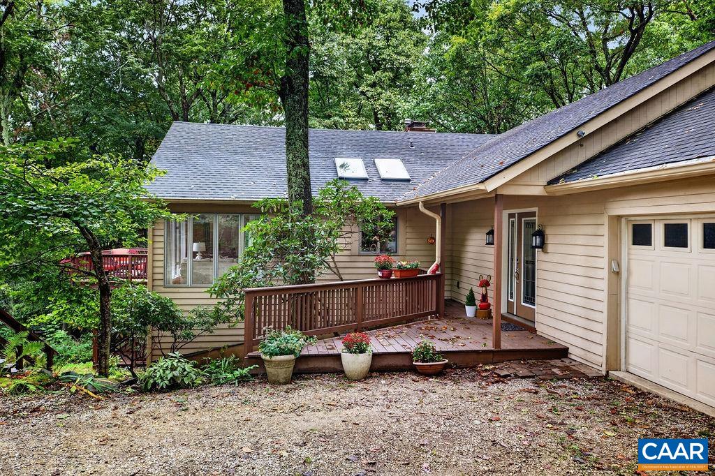 299 DEER SPRINGS LN, ROSELAND, Virginia 22967, 4 Bedrooms Bedrooms, ,3 BathroomsBathrooms,Residential,299 DEER SPRINGS LN,682405 MLS # 682405
