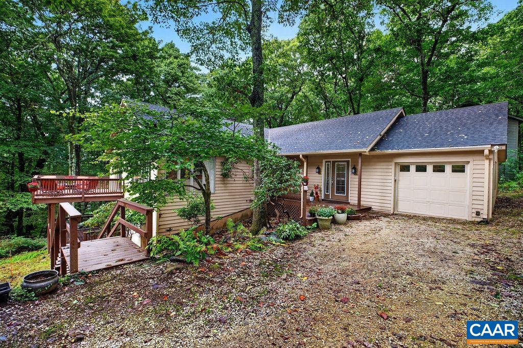 299 DEER SPRINGS LN, ROSELAND, Virginia 22967, 4 Bedrooms Bedrooms, ,3 BathroomsBathrooms,Residential,299 DEER SPRINGS LN,682405 MLS # 682405
