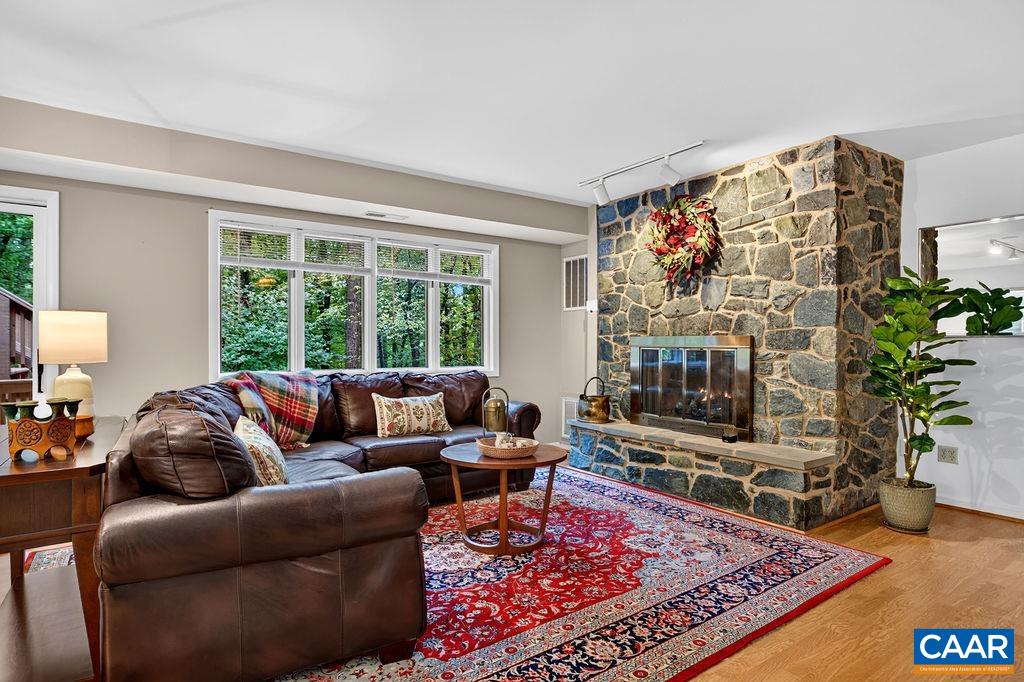 299 DEER SPRINGS LN, ROSELAND, Virginia 22967, 4 Bedrooms Bedrooms, ,3 BathroomsBathrooms,Residential,299 DEER SPRINGS LN,682405 MLS # 682405