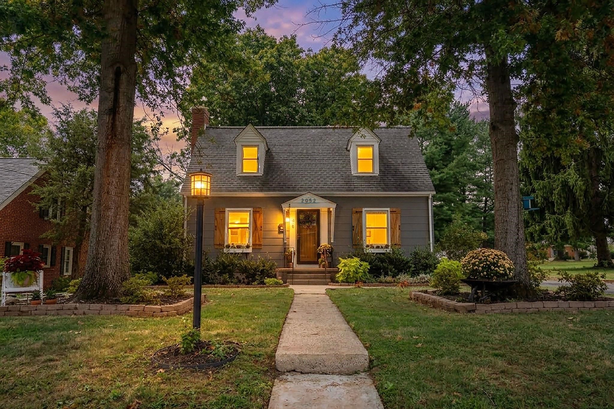 2052 CHASE AVE, WAYNESBORO, Virginia 22980, 2 Bedrooms Bedrooms, ,1 BathroomBathrooms,Residential,2052 CHASE AVE,682041 MLS # 682041 2052 CHASE AVE, WAYNESBORO, Virginia 22980, 2 Bedrooms Bedrooms, ,1 BathroomBathrooms,Residential,2052 CHASE AVE,682041 MLS # 682041