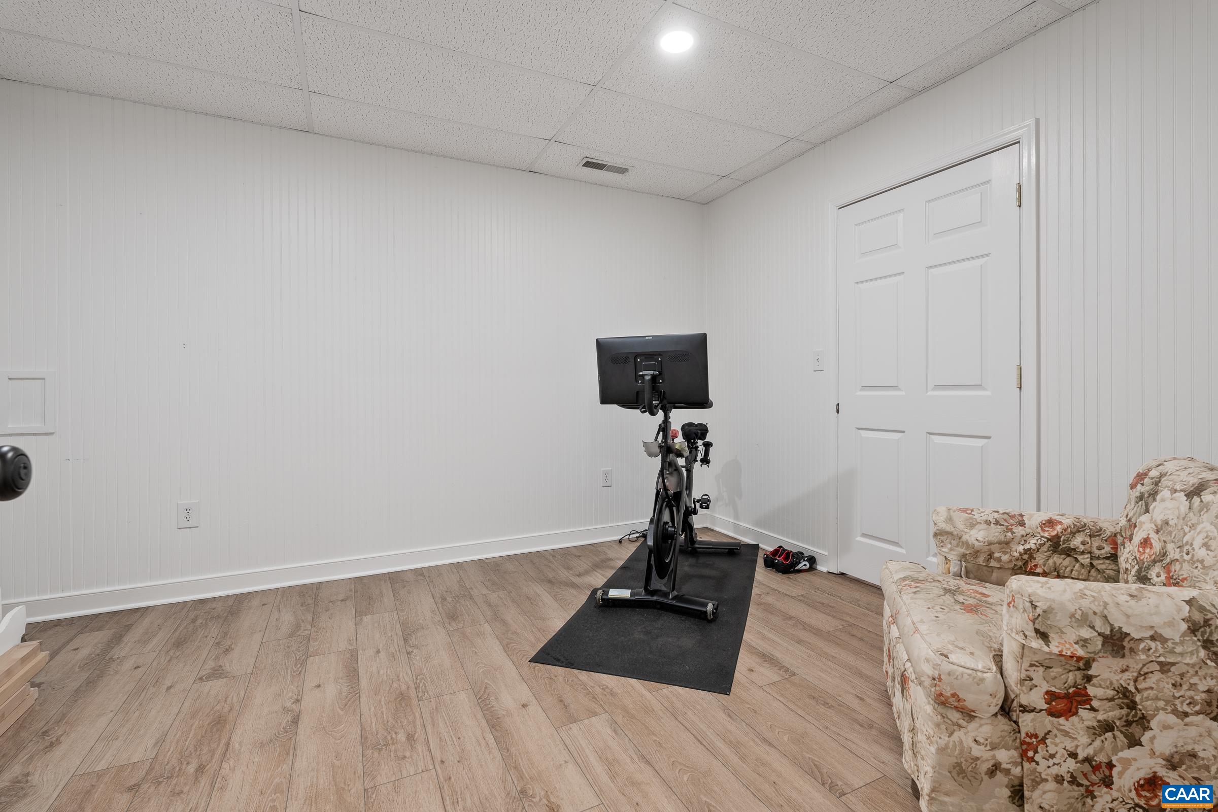 526 FONTANA DR, CHARLOTTESVILLE, Virginia 22911, 5 Bedrooms Bedrooms, ,3 BathroomsBathrooms,Residential,526 FONTANA DR,682408 MLS # 682408 526 FONTANA DR, CHARLOTTESVILLE, Virginia 22911, 5 Bedrooms Bedrooms, ,3 BathroomsBathrooms,Residential,526 FONTANA DR,682408 MLS # 682408