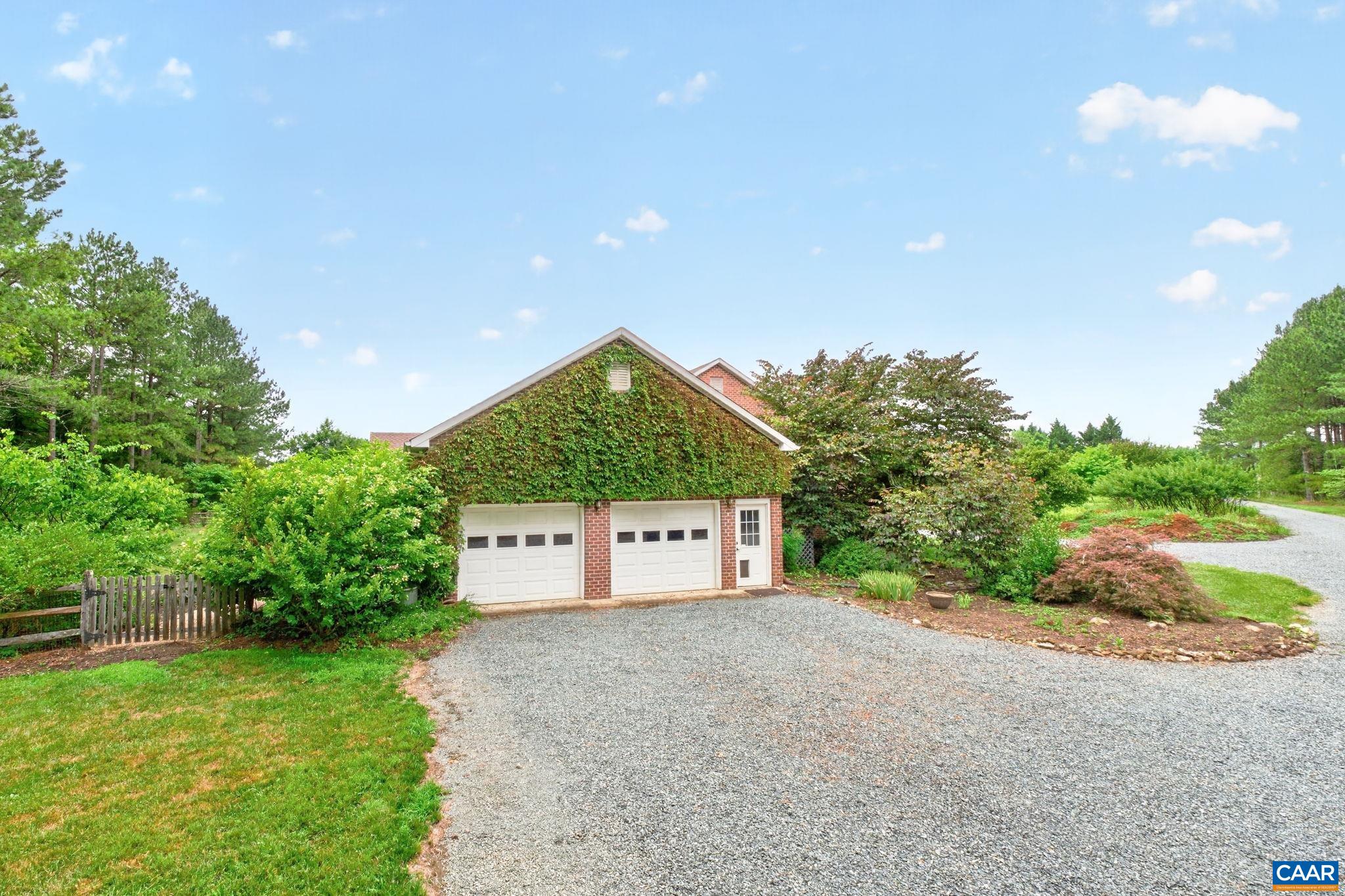 12048 LOUISA RD, GORDONSVILLE, Virginia 22942, 4 Bedrooms Bedrooms, ,4 BathroomsBathrooms,Residential,Redbud Farm,12048 LOUISA RD,674232 MLS # 674232 12048 LOUISA RD, GORDONSVILLE, Virginia 22942, 4 Bedrooms Bedrooms, ,4 BathroomsBathrooms,Residential,Redbud Farm,12048 LOUISA RD,674232 MLS # 674232