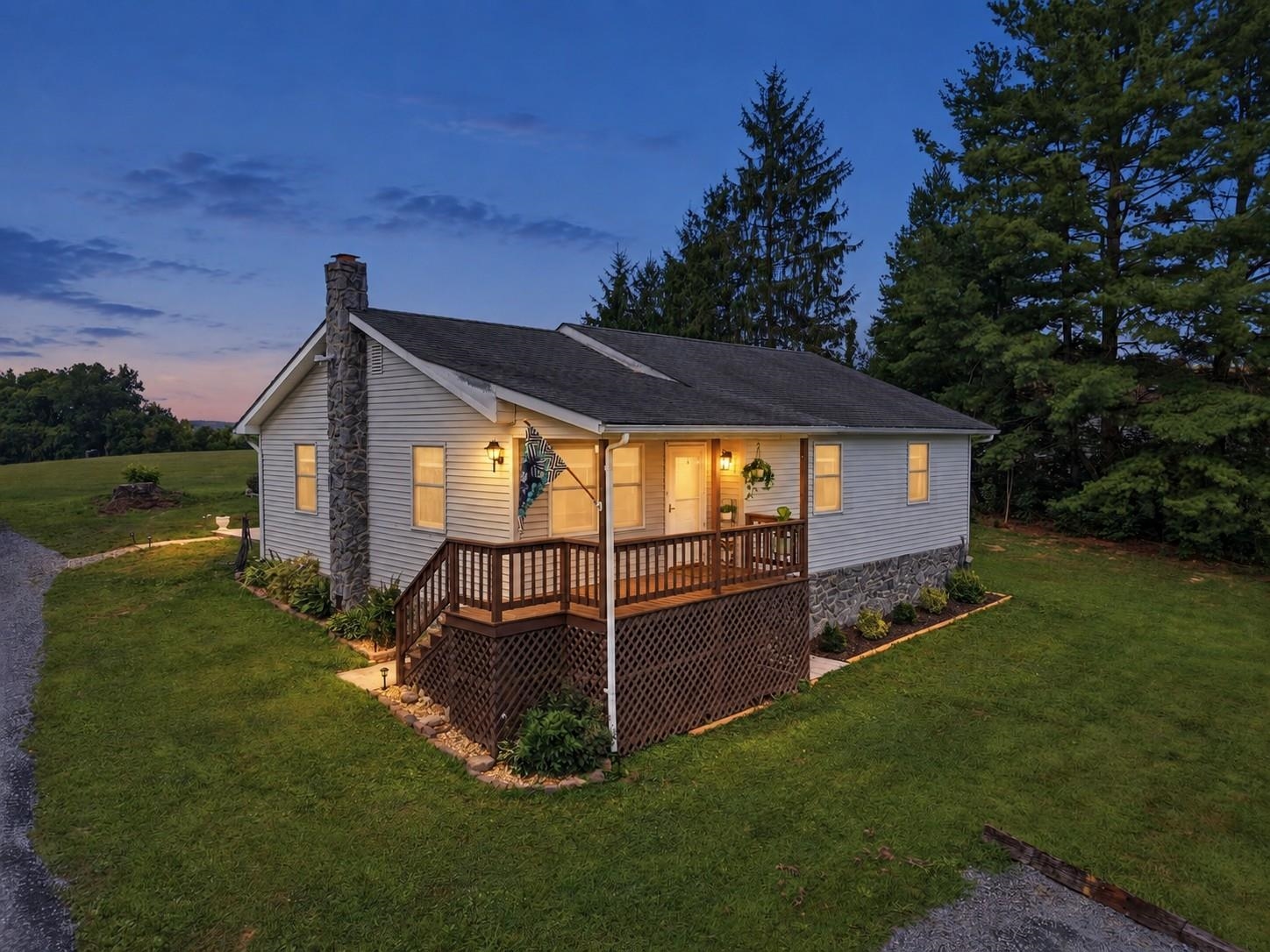 2756 RIDGE HOLLOW RD, EDINBURG, Virginia 22824, 3 Bedrooms Bedrooms, ,1 BathroomBathrooms,Residential,2756 RIDGE HOLLOW RD,680326 MLS # 680326 2756 RIDGE HOLLOW RD, EDINBURG, Virginia 22824, 3 Bedrooms Bedrooms, ,1 BathroomBathrooms,Residential,2756 RIDGE HOLLOW RD,680326 MLS # 680326