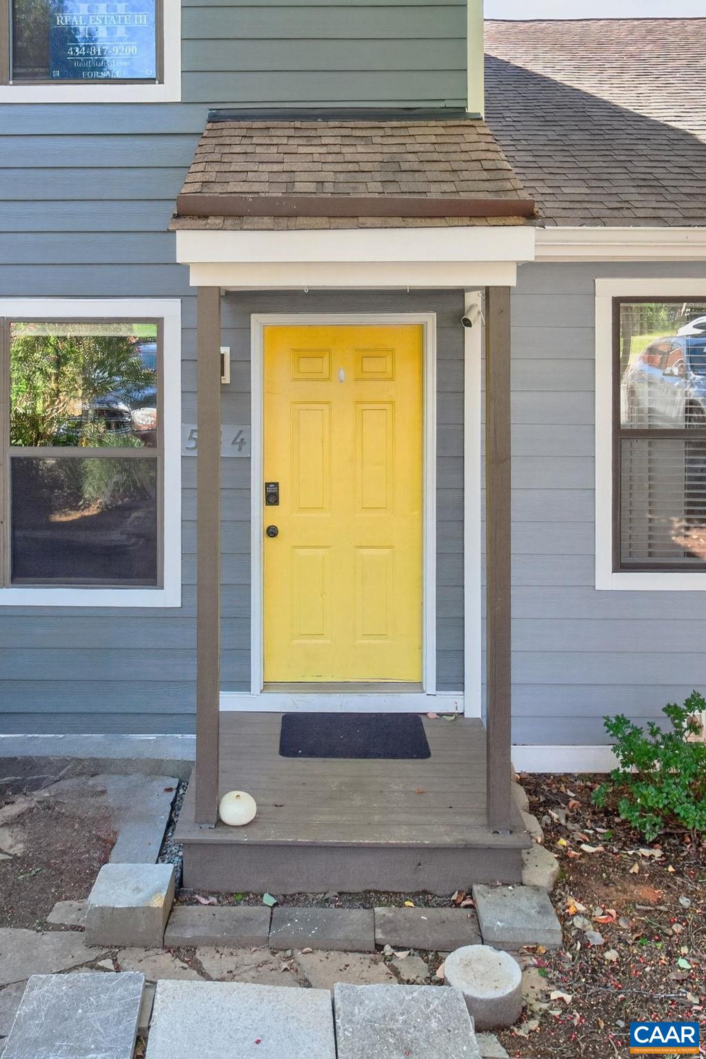 524 WHITCOVER CIR, CHARLOTTESVILLE, Virginia 22901, 3 Bedrooms Bedrooms, ,3 BathroomsBathrooms,Residential,524 WHITCOVER CIR,682415 MLS # 682415 524 WHITCOVER CIR, CHARLOTTESVILLE, Virginia 22901, 3 Bedrooms Bedrooms, ,3 BathroomsBathrooms,Residential,524 WHITCOVER CIR,682415 MLS # 682415