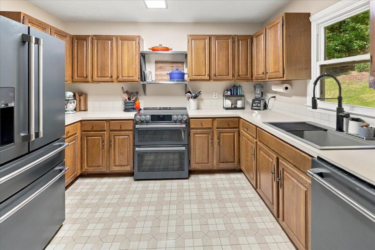 722 CALF MOUNTAIN RD, WAYNESBORO, Virginia 22980, 3 Bedrooms Bedrooms, ,4 BathroomsBathrooms,Residential,722 CALF MOUNTAIN RD,682235 MLS # 682235 722 CALF MOUNTAIN RD, WAYNESBORO, Virginia 22980, 3 Bedrooms Bedrooms, ,4 BathroomsBathrooms,Residential,722 CALF MOUNTAIN RD,682235 MLS # 682235
