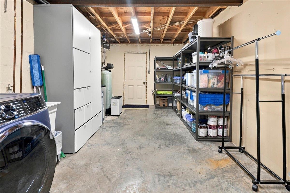 722 CALF MOUNTAIN RD, WAYNESBORO, Virginia 22980, 3 Bedrooms Bedrooms, ,4 BathroomsBathrooms,Residential,722 CALF MOUNTAIN RD,682235 MLS # 682235 722 CALF MOUNTAIN RD, WAYNESBORO, Virginia 22980, 3 Bedrooms Bedrooms, ,4 BathroomsBathrooms,Residential,722 CALF MOUNTAIN RD,682235 MLS # 682235