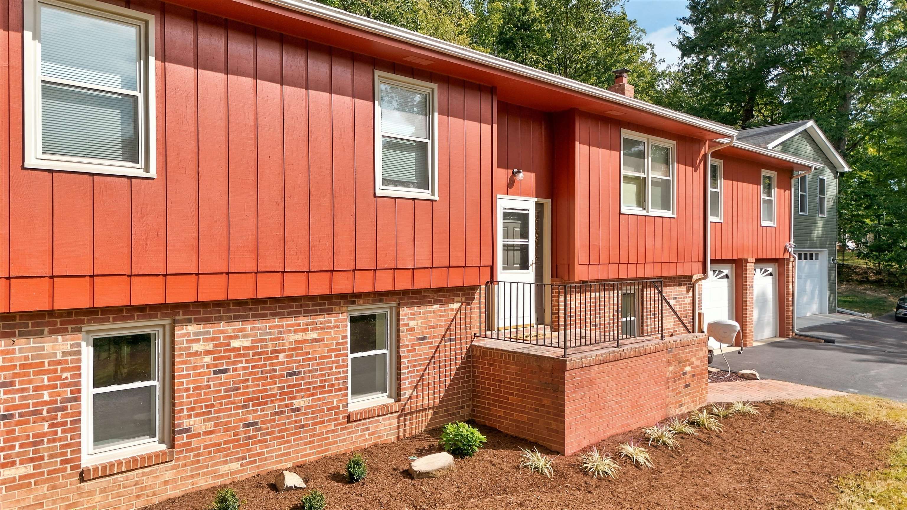722 CALF MOUNTAIN RD, WAYNESBORO, Virginia 22980, 3 Bedrooms Bedrooms, ,4 BathroomsBathrooms,Residential,722 CALF MOUNTAIN RD,682235 MLS # 682235 722 CALF MOUNTAIN RD, WAYNESBORO, Virginia 22980, 3 Bedrooms Bedrooms, ,4 BathroomsBathrooms,Residential,722 CALF MOUNTAIN RD,682235 MLS # 682235