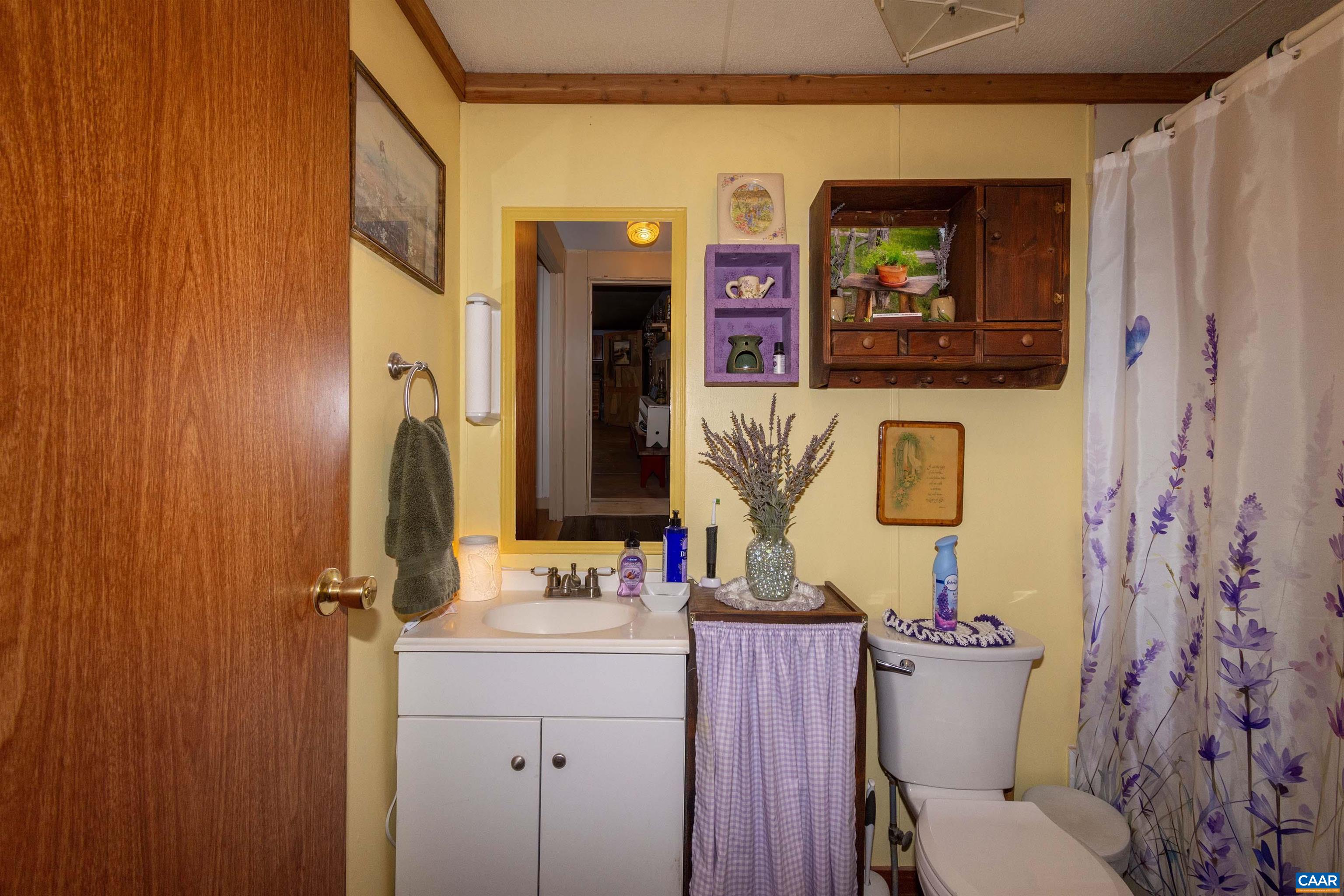 1781 WEAVER RD, ELKTON, Virginia 22827, 3 Bedrooms Bedrooms, ,2 BathroomsBathrooms,Residential,1781 WEAVER RD,682419 MLS # 682419 1781 WEAVER RD, ELKTON, Virginia 22827, 3 Bedrooms Bedrooms, ,2 BathroomsBathrooms,Residential,1781 WEAVER RD,682419 MLS # 682419