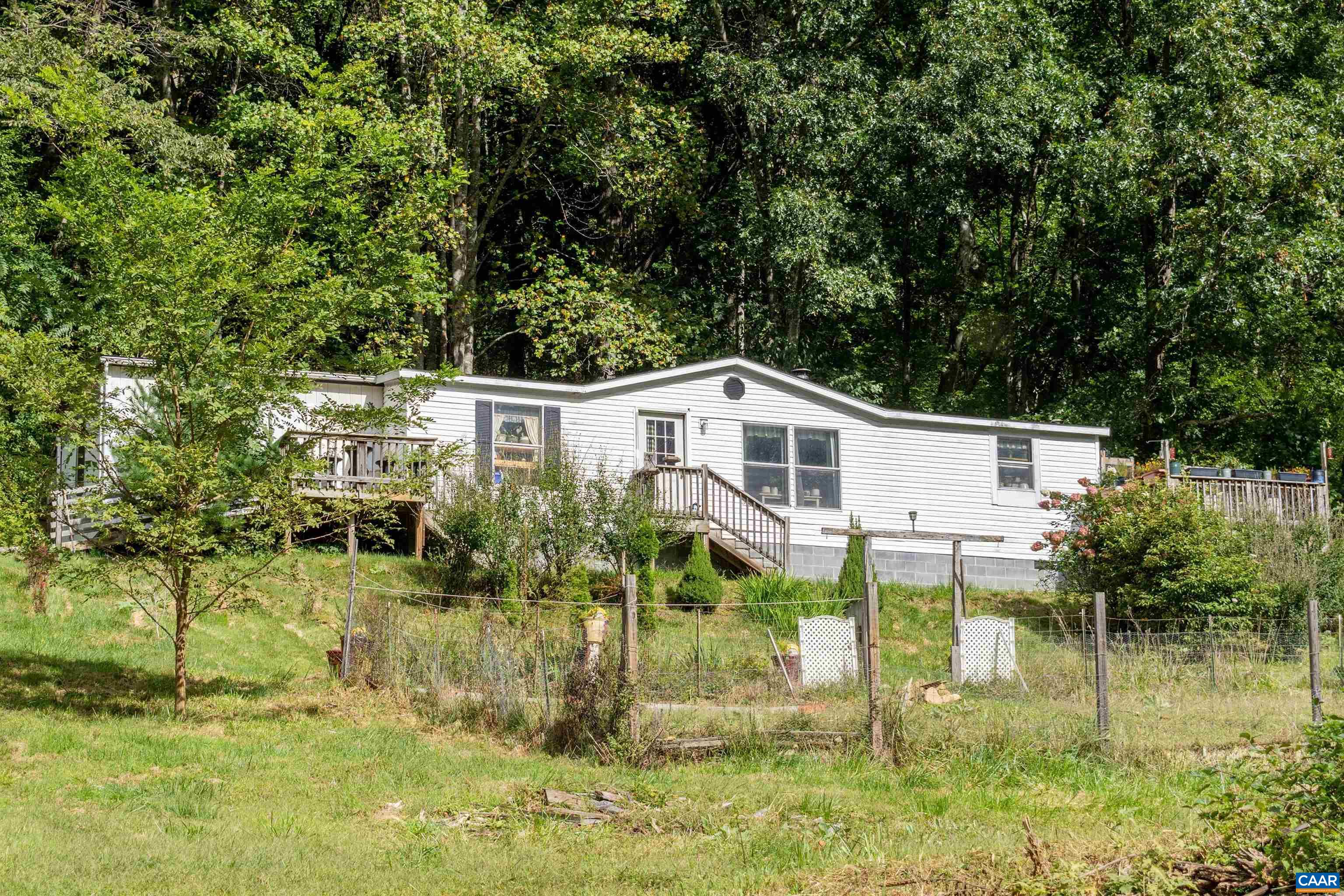 1781 WEAVER RD, ELKTON, Virginia 22827, 3 Bedrooms Bedrooms, ,2 BathroomsBathrooms,Residential,1781 WEAVER RD,682419 MLS # 682419 1781 WEAVER RD, ELKTON, Virginia 22827, 3 Bedrooms Bedrooms, ,2 BathroomsBathrooms,Residential,1781 WEAVER RD,682419 MLS # 682419
