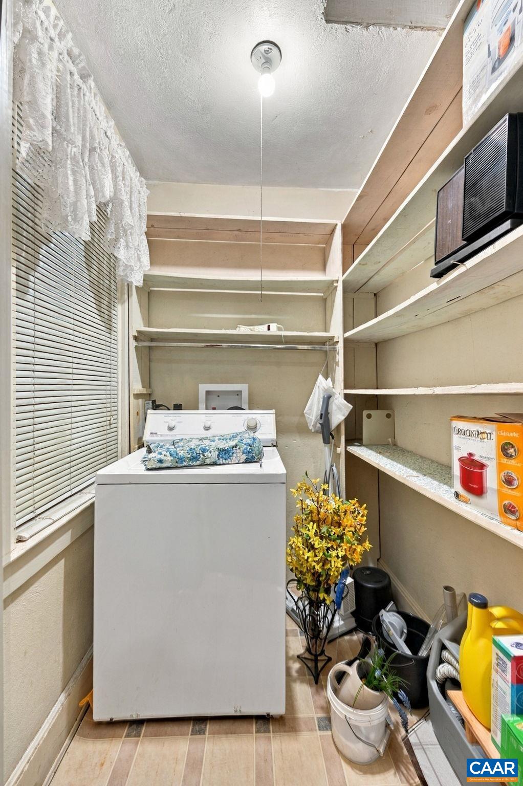 235 COLONY DR, CHARLOTTESVILLE, Virginia 22903, 2 Bedrooms Bedrooms, ,1 BathroomBathrooms,Residential,235 COLONY DR,682427 MLS # 682427 235 COLONY DR, CHARLOTTESVILLE, Virginia 22903, 2 Bedrooms Bedrooms, ,1 BathroomBathrooms,Residential,235 COLONY DR,682427 MLS # 682427