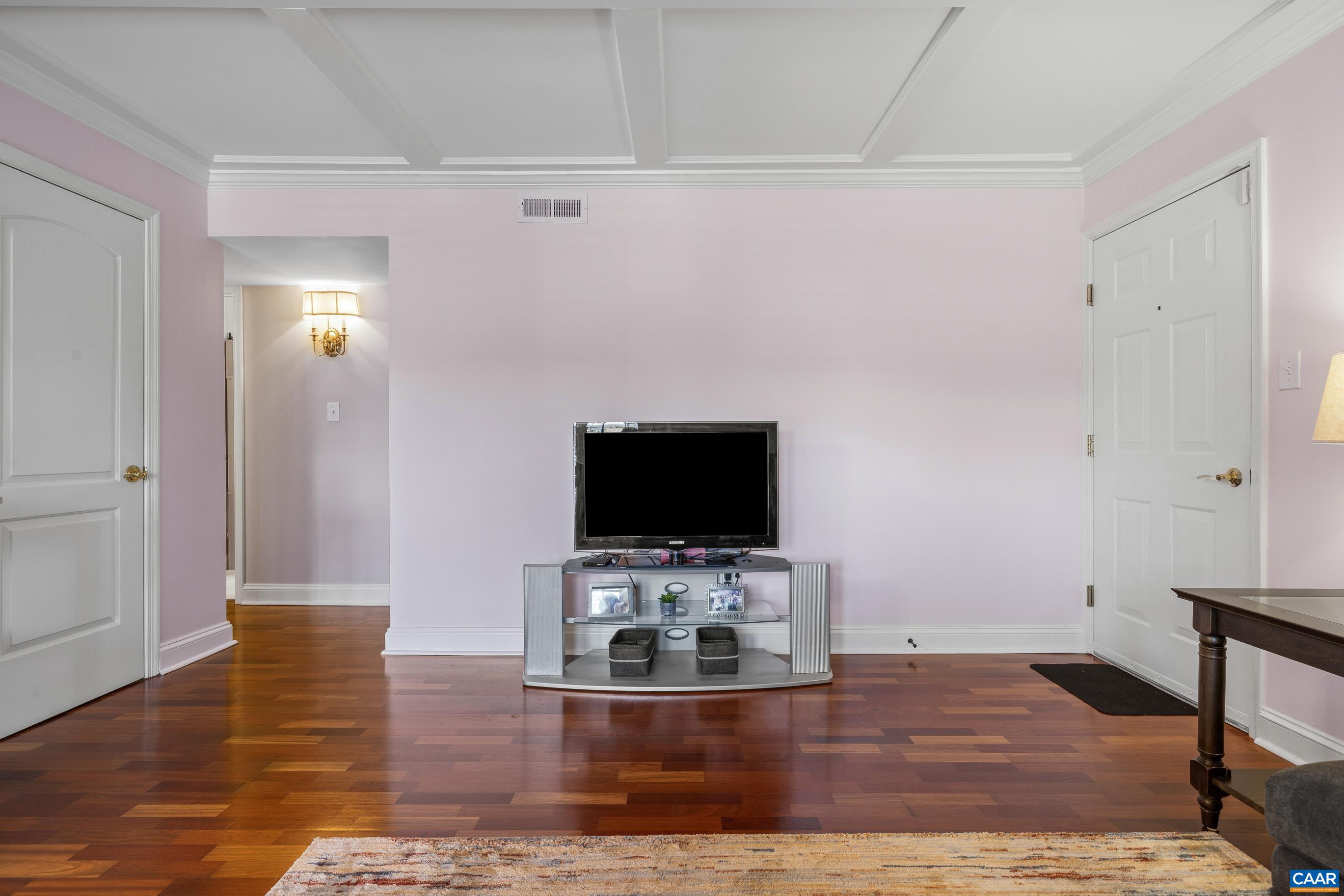 1313 VILLA WAY, CHARLOTTESVILLE, Virginia 22903, 3 Bedrooms Bedrooms, ,2 BathroomsBathrooms,Residential,1313 VILLA WAY,678421 MLS # 678421 1313 VILLA WAY, CHARLOTTESVILLE, Virginia 22903, 3 Bedrooms Bedrooms, ,2 BathroomsBathrooms,Residential,1313 VILLA WAY,678421 MLS # 678421