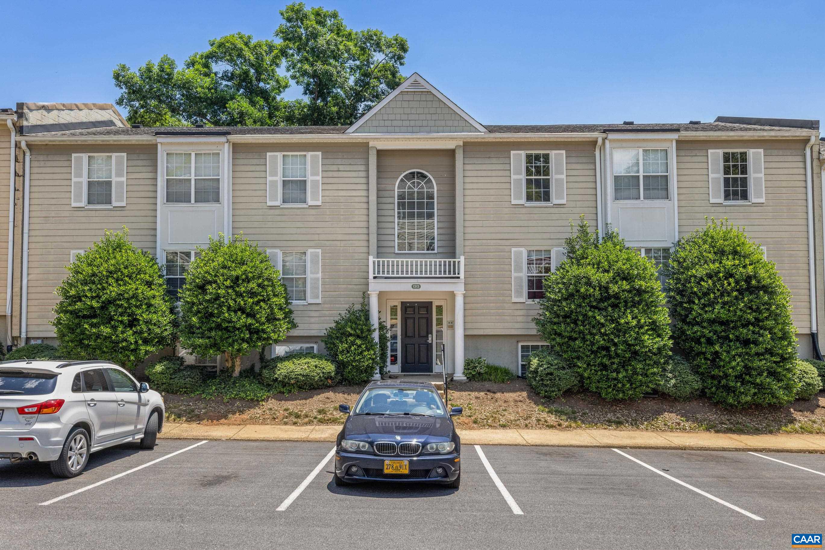 1313 VILLA WAY, CHARLOTTESVILLE, Virginia 22903, 3 Bedrooms Bedrooms, ,2 BathroomsBathrooms,Residential,1313 VILLA WAY,678421 MLS # 678421 1313 VILLA WAY, CHARLOTTESVILLE, Virginia 22903, 3 Bedrooms Bedrooms, ,2 BathroomsBathrooms,Residential,1313 VILLA WAY,678421 MLS # 678421