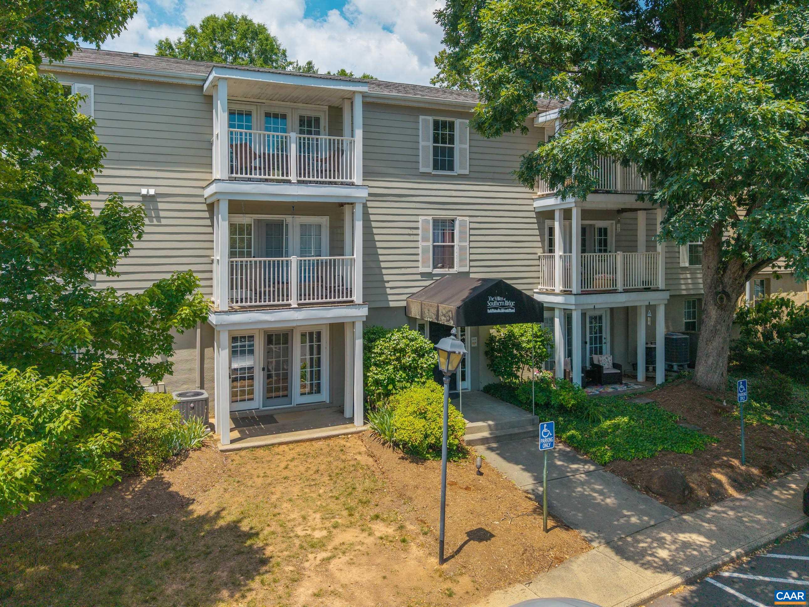 1313 VILLA WAY, CHARLOTTESVILLE, Virginia 22903, 3 Bedrooms Bedrooms, ,2 BathroomsBathrooms,Residential,1313 VILLA WAY,678421 MLS # 678421 1313 VILLA WAY, CHARLOTTESVILLE, Virginia 22903, 3 Bedrooms Bedrooms, ,2 BathroomsBathrooms,Residential,1313 VILLA WAY,678421 MLS # 678421