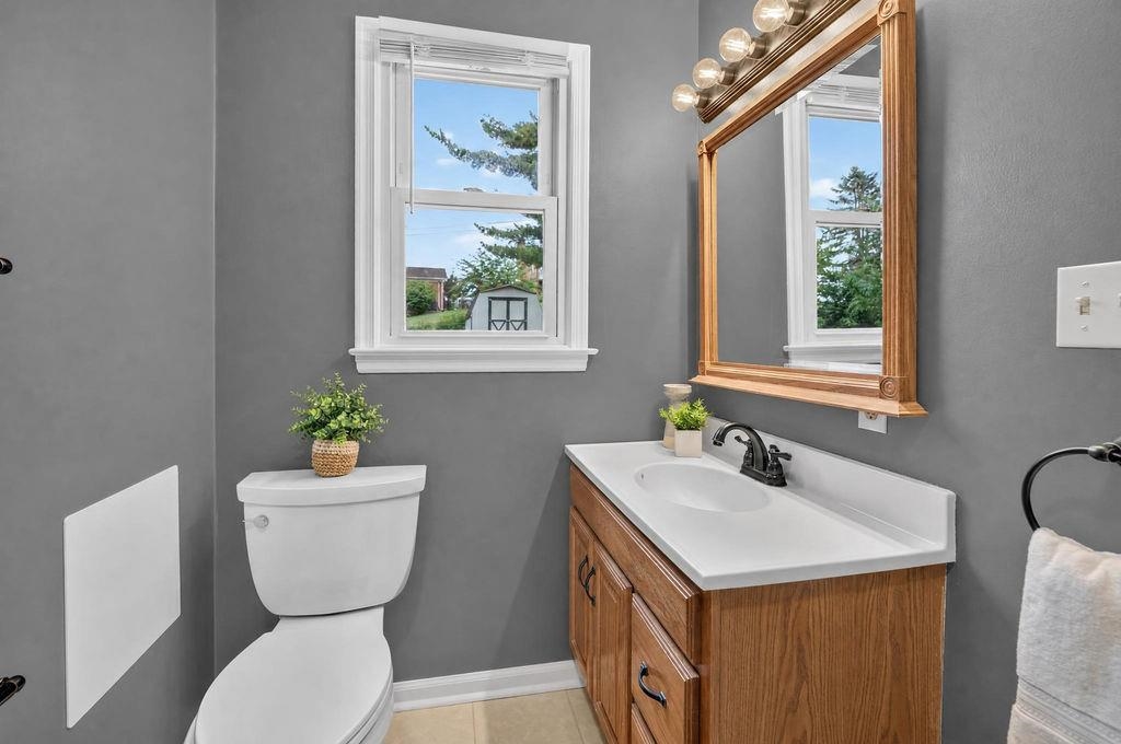 114 MILL STONE DR, VERONA, Virginia 24482, 4 Bedrooms Bedrooms, ,3 BathroomsBathrooms,Residential,114 MILL STONE DR,681390 MLS # 681390 114 MILL STONE DR, VERONA, Virginia 24482, 4 Bedrooms Bedrooms, ,3 BathroomsBathrooms,Residential,114 MILL STONE DR,681390 MLS # 681390