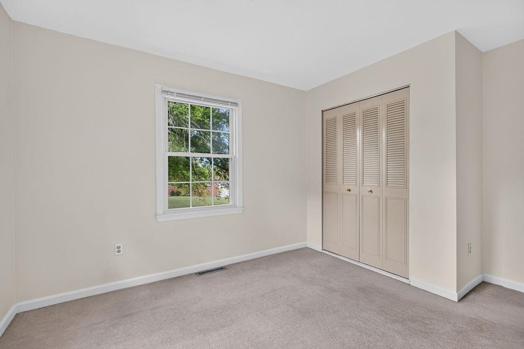 114 MILL STONE DR, VERONA, Virginia 24482, 4 Bedrooms Bedrooms, ,3 BathroomsBathrooms,Residential,114 MILL STONE DR,681390 MLS # 681390 114 MILL STONE DR, VERONA, Virginia 24482, 4 Bedrooms Bedrooms, ,3 BathroomsBathrooms,Residential,114 MILL STONE DR,681390 MLS # 681390