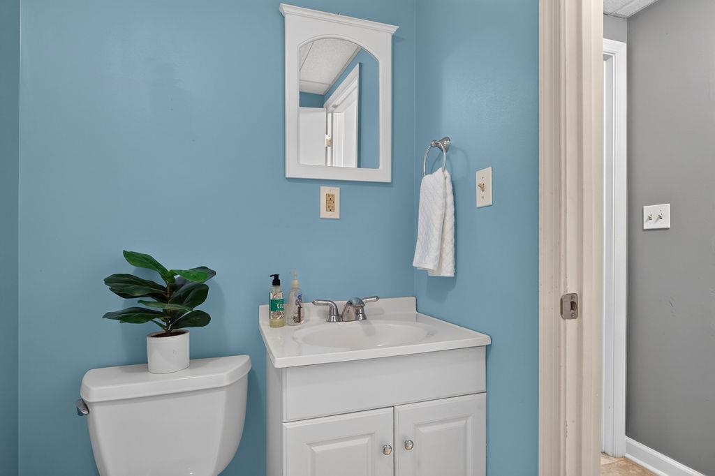 114 MILL STONE DR, VERONA, Virginia 24482, 4 Bedrooms Bedrooms, ,3 BathroomsBathrooms,Residential,114 MILL STONE DR,681390 MLS # 681390 114 MILL STONE DR, VERONA, Virginia 24482, 4 Bedrooms Bedrooms, ,3 BathroomsBathrooms,Residential,114 MILL STONE DR,681390 MLS # 681390