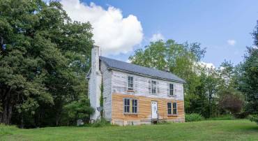1880's house on 10.97 acres on the Slate River.