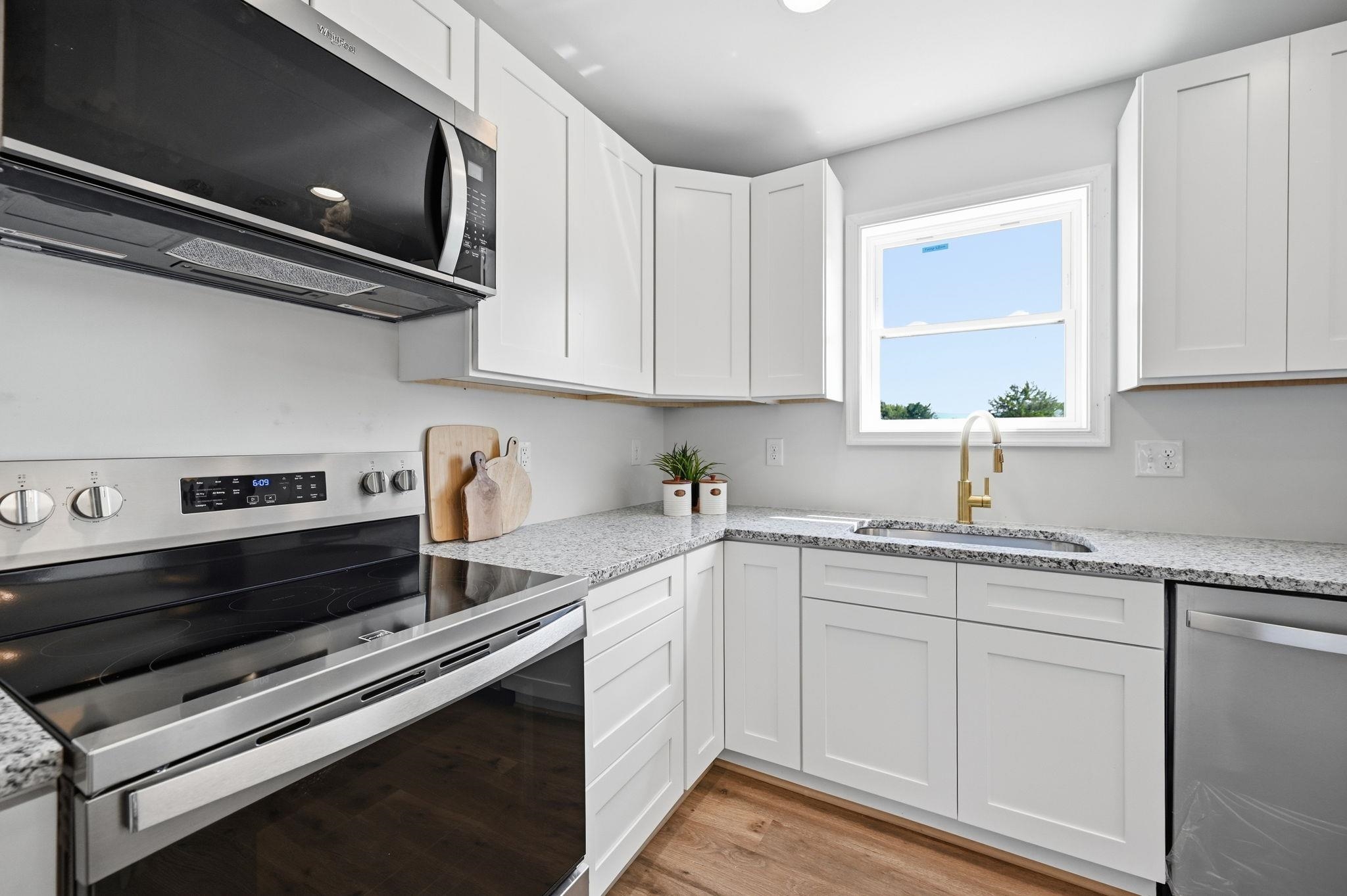 142 WESLEY CHAPEL DR, EDINBURG, Virginia 22824, 3 Bedrooms Bedrooms, ,3 BathroomsBathrooms,Residential,142 WESLEY CHAPEL DR,682429 MLS # 682429 142 WESLEY CHAPEL DR, EDINBURG, Virginia 22824, 3 Bedrooms Bedrooms, ,3 BathroomsBathrooms,Residential,142 WESLEY CHAPEL DR,682429 MLS # 682429