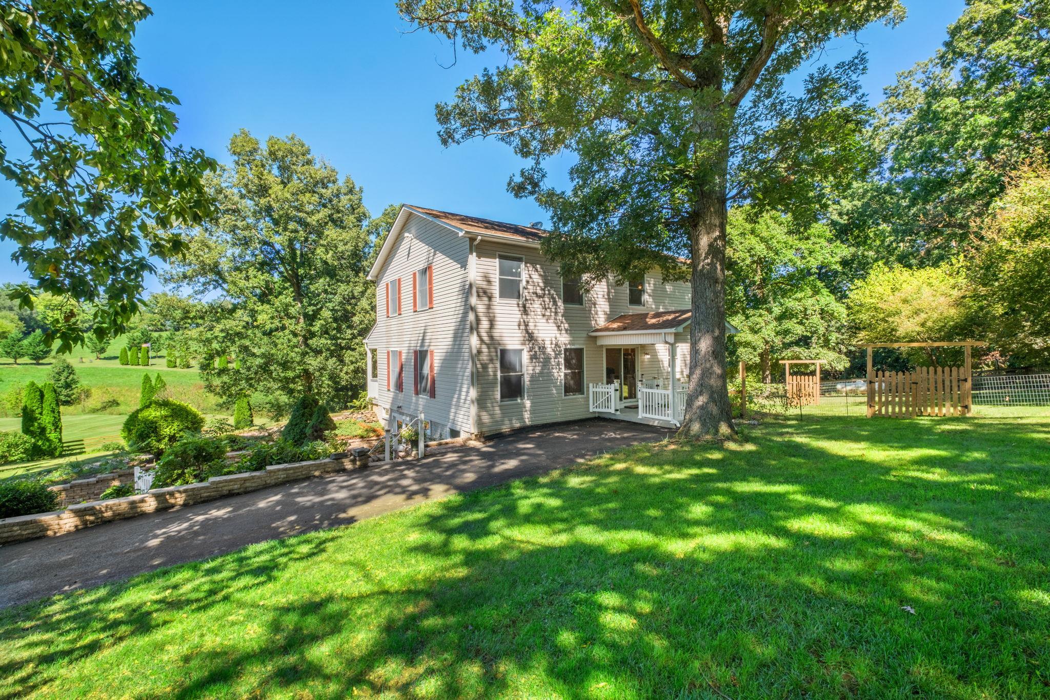 2162 SKIPPIE LN, BROADWAY, Virginia 22815, 5 Bedrooms Bedrooms, ,4 BathroomsBathrooms,Residential,2162 SKIPPIE LN,682436 MLS # 682436 2162 SKIPPIE LN, BROADWAY, Virginia 22815, 5 Bedrooms Bedrooms, ,4 BathroomsBathrooms,Residential,2162 SKIPPIE LN,682436 MLS # 682436