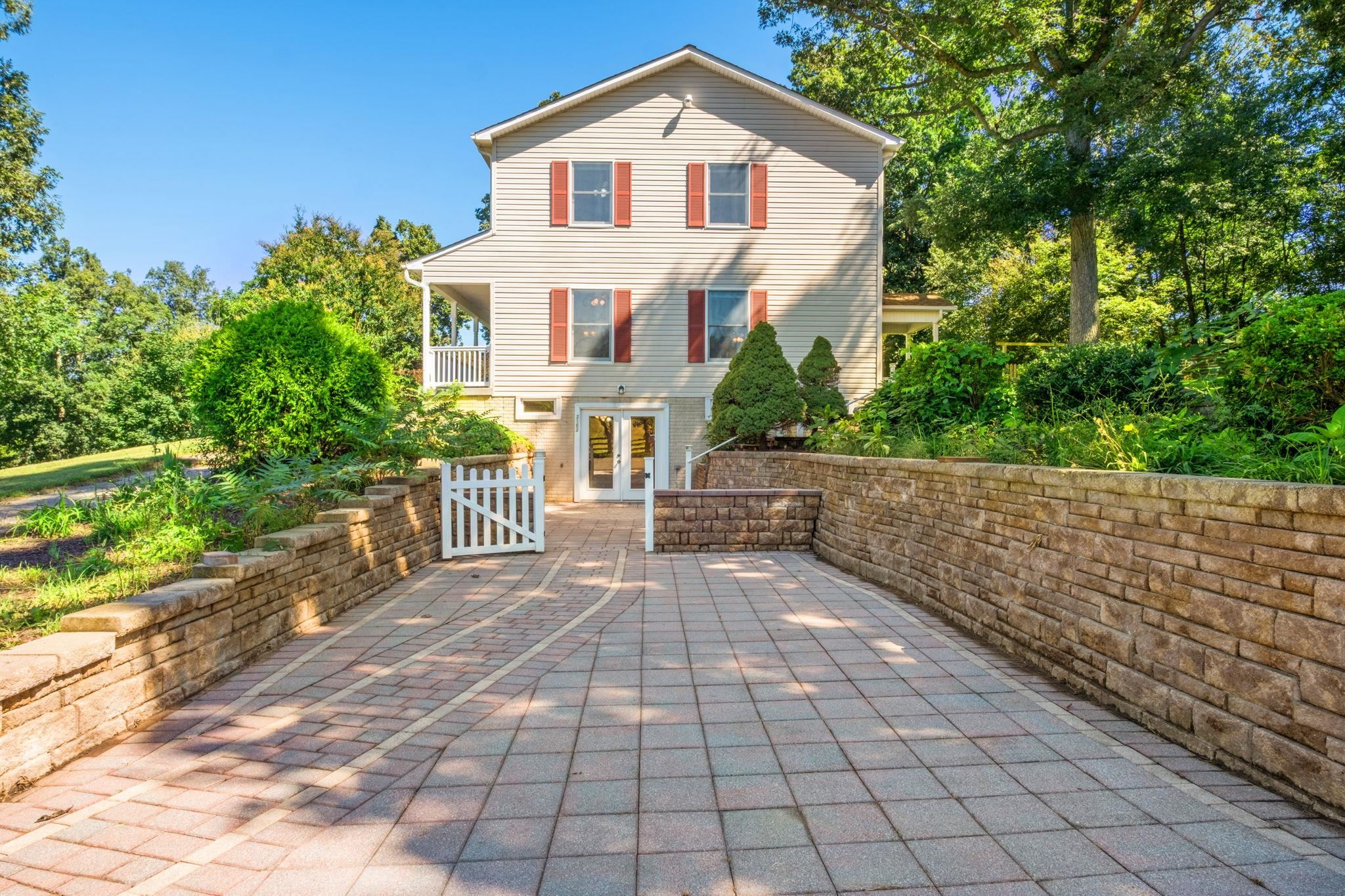 2162 SKIPPIE LN, BROADWAY, Virginia 22815, 5 Bedrooms Bedrooms, ,4 BathroomsBathrooms,Residential,2162 SKIPPIE LN,682436 MLS # 682436 2162 SKIPPIE LN, BROADWAY, Virginia 22815, 5 Bedrooms Bedrooms, ,4 BathroomsBathrooms,Residential,2162 SKIPPIE LN,682436 MLS # 682436
